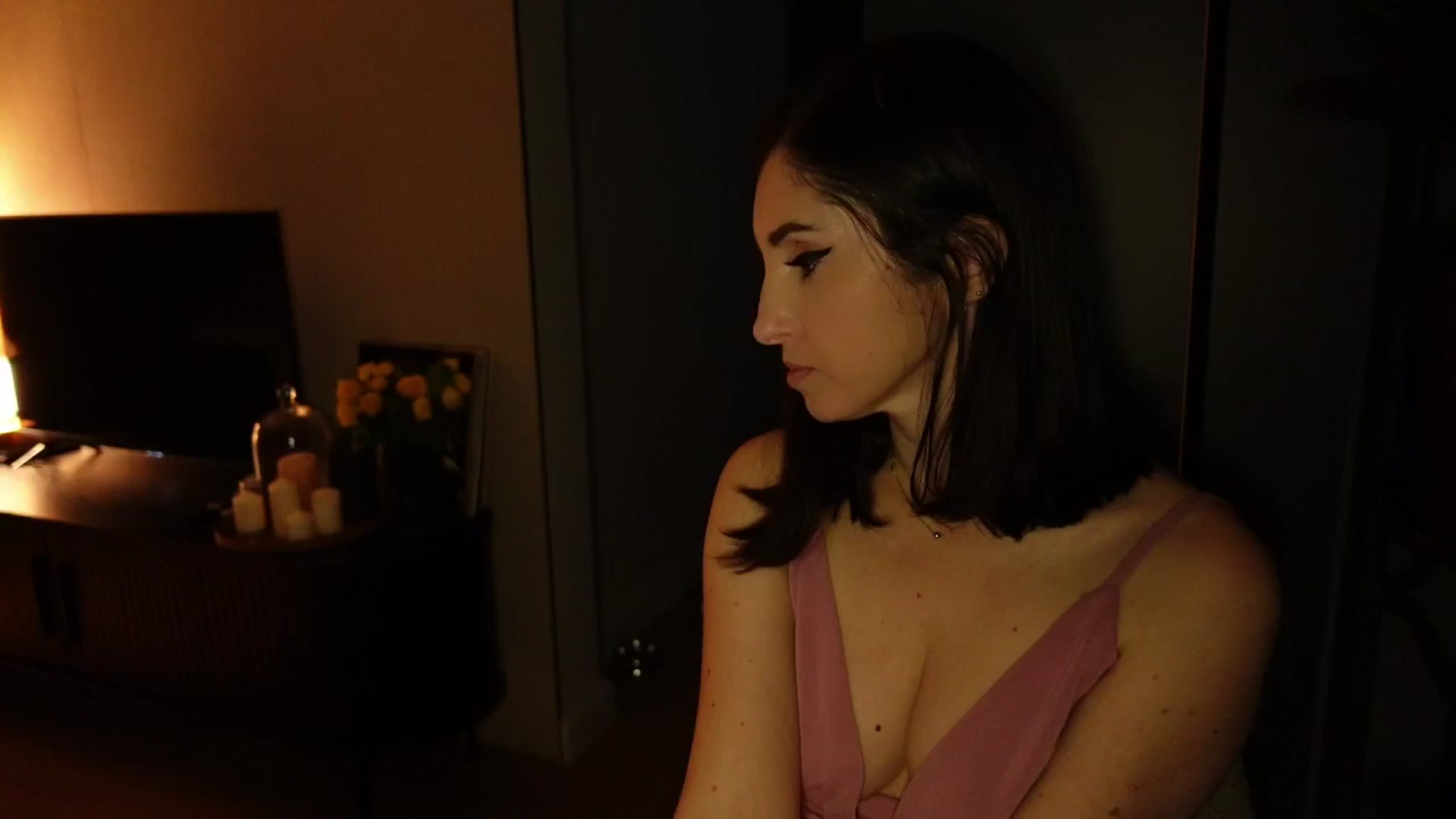 Gallery image thumbnail from Maddie's myfreecams stream on, 11/08/2024, 06:41 image 8 of 20