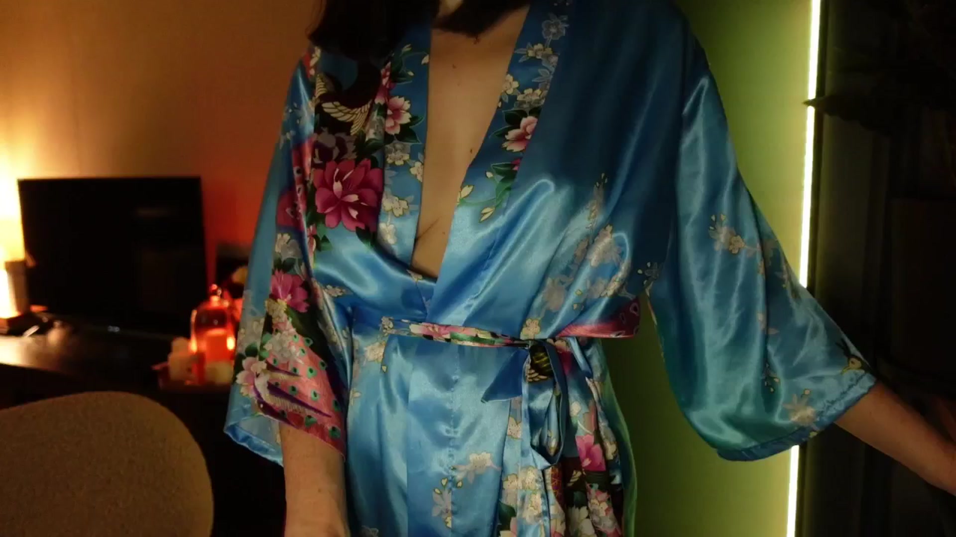 Gallery image thumbnail from Maddie's myfreecams stream on, 11/10/2024, 02:22 image 10 of 20