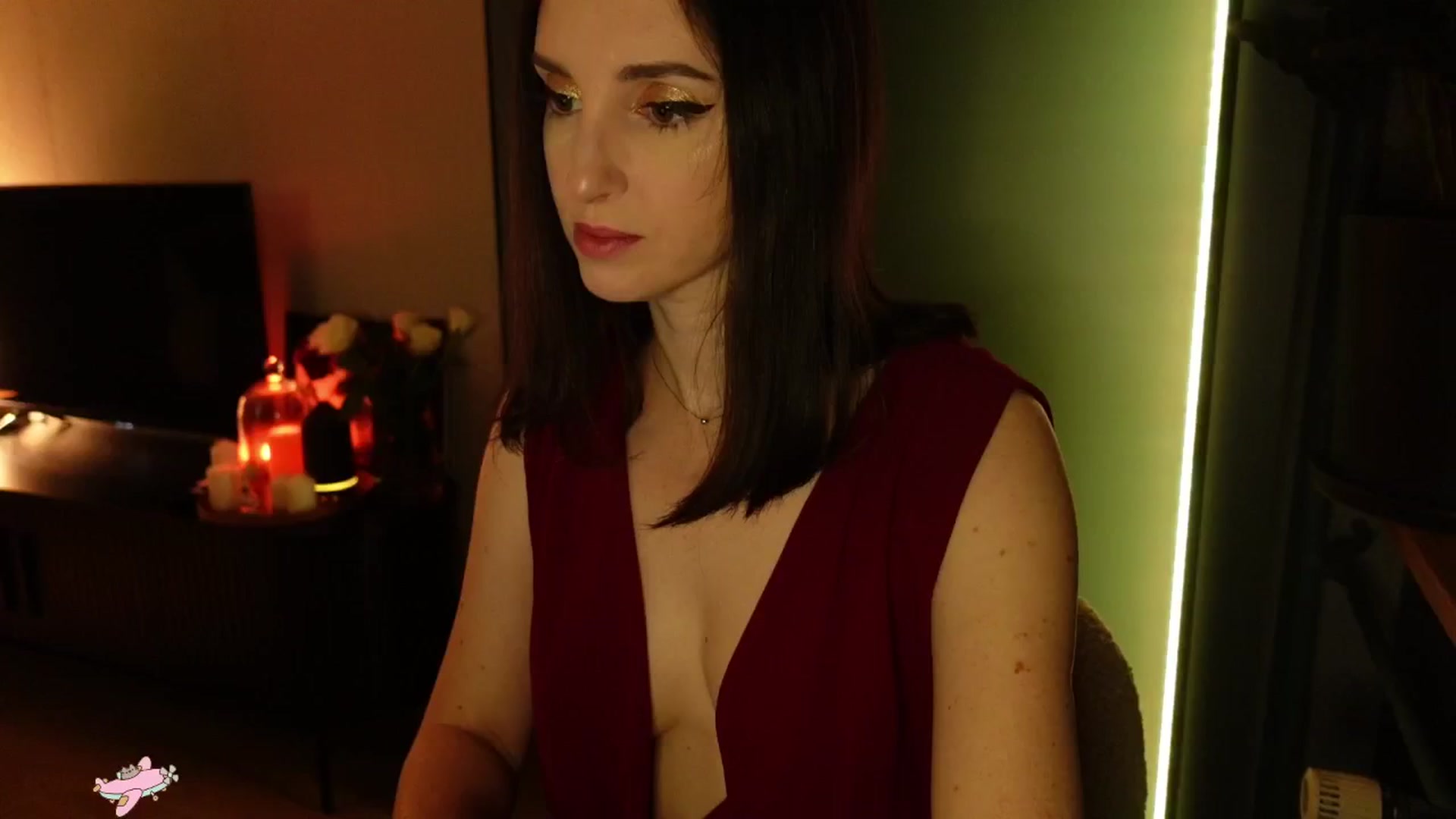 Gallery image thumbnail from Maddie's myfreecams stream on, 11/11/2024, 02:11 image 15 of 20