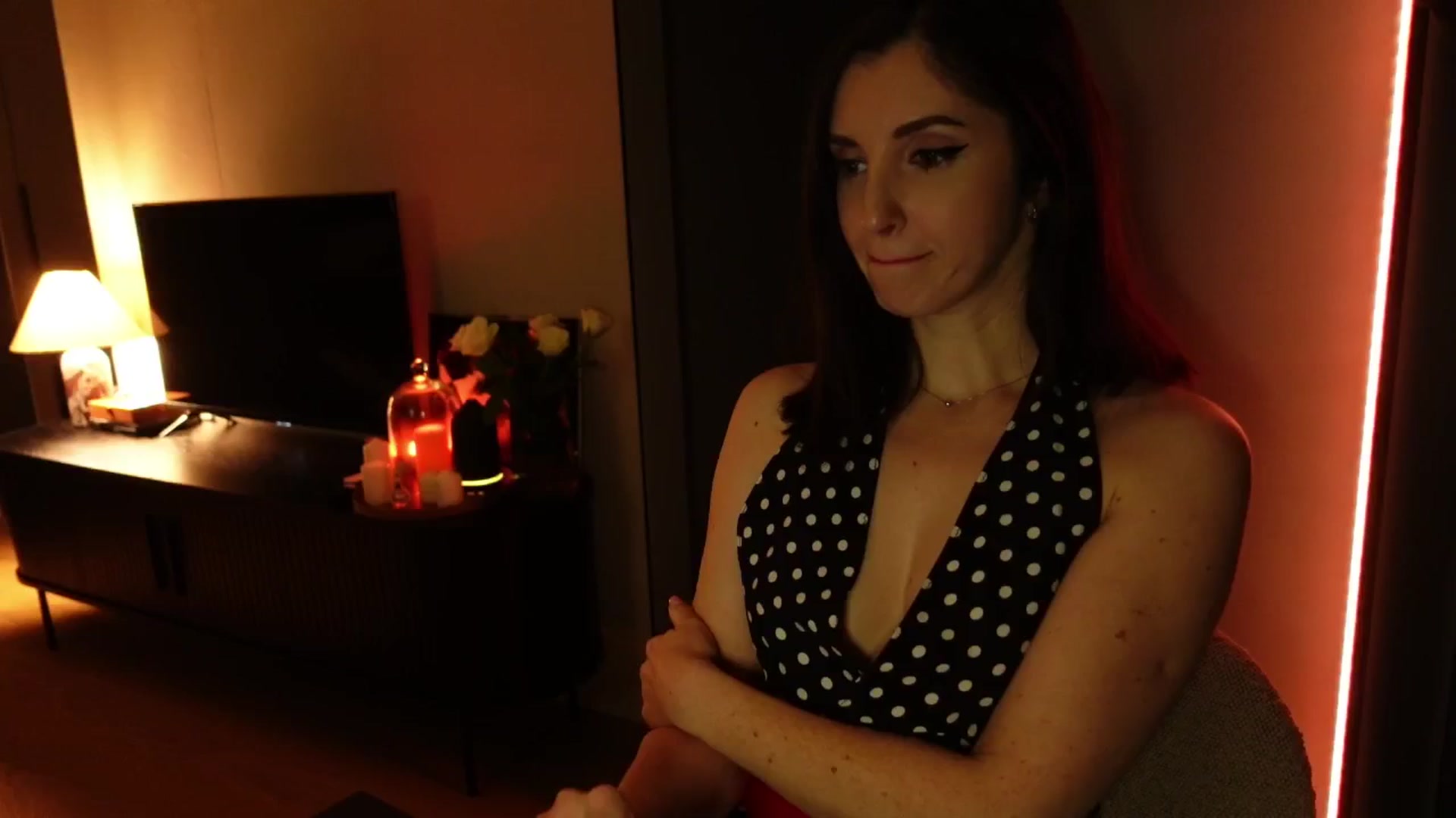 Gallery image thumbnail from Maddie's myfreecams stream on, 11/12/2024, 05:51 image 4 of 20