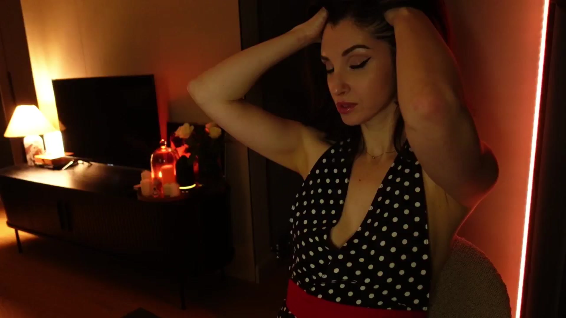 Gallery image thumbnail from Maddie's myfreecams stream on, 11/12/2024, 05:51 image 6 of 20
