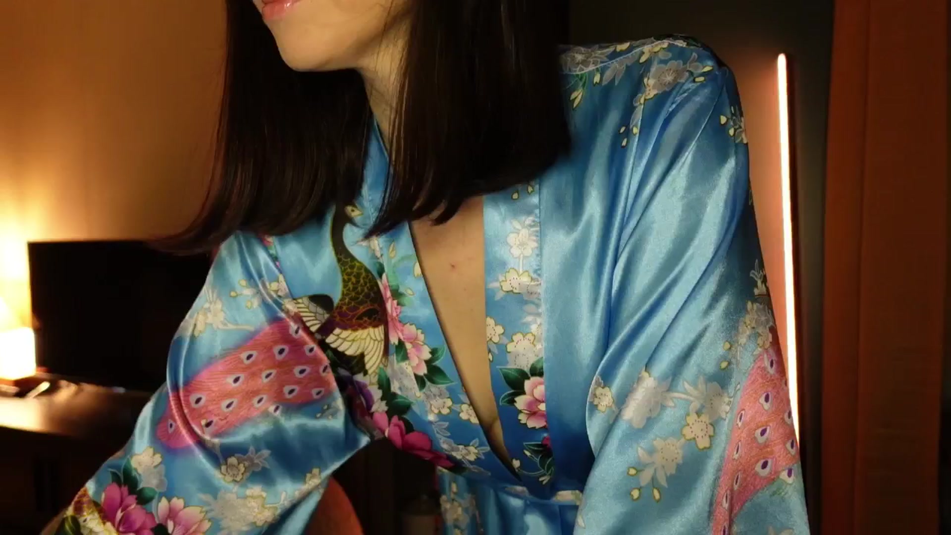 Gallery image thumbnail from Maddie's myfreecams stream on, 11/19/2024, 01:50 image 18 of 20