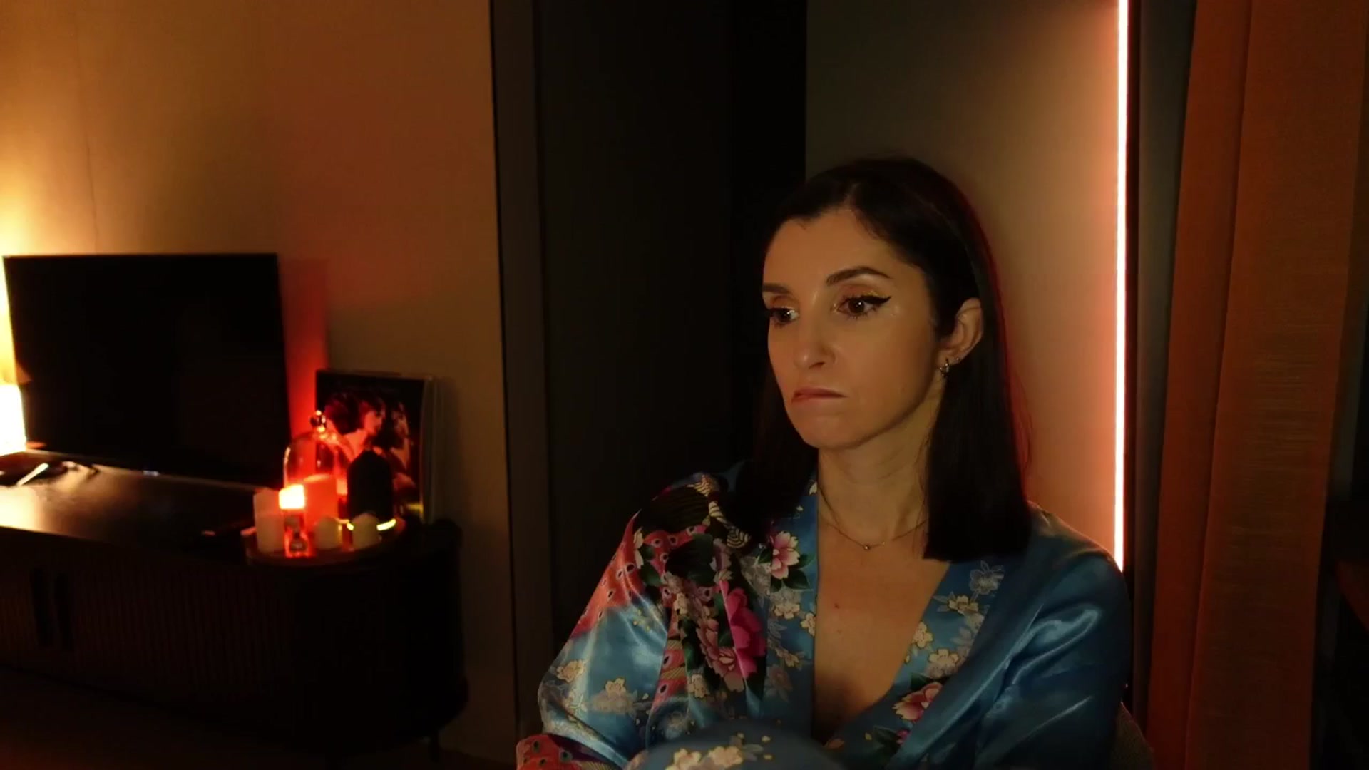 Gallery image thumbnail from Maddie's myfreecams stream on, 11/19/2024, 04:31 image 13 of 20