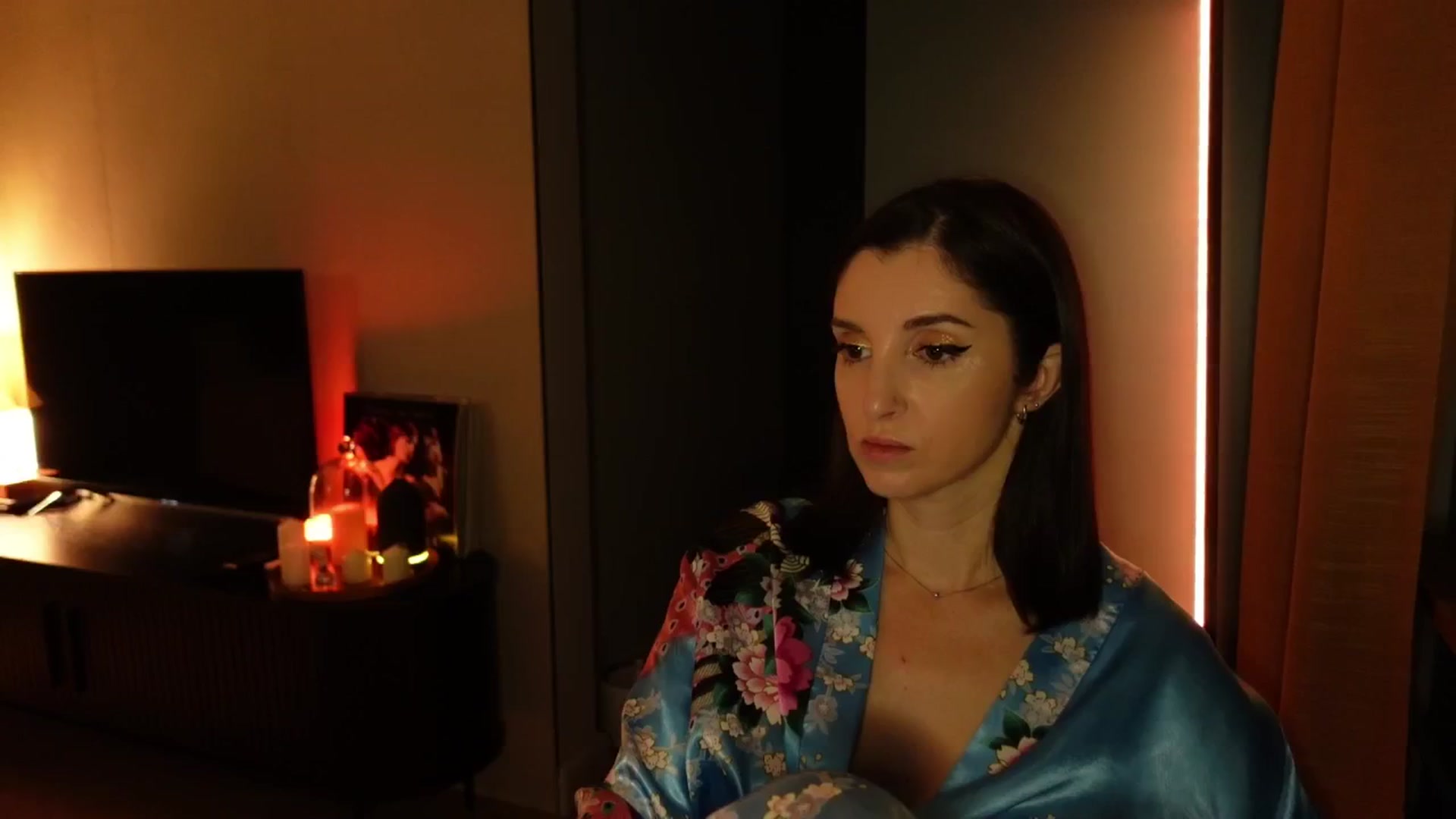 Gallery image thumbnail from Maddie's myfreecams stream on, 11/19/2024, 04:31 image 20 of 20