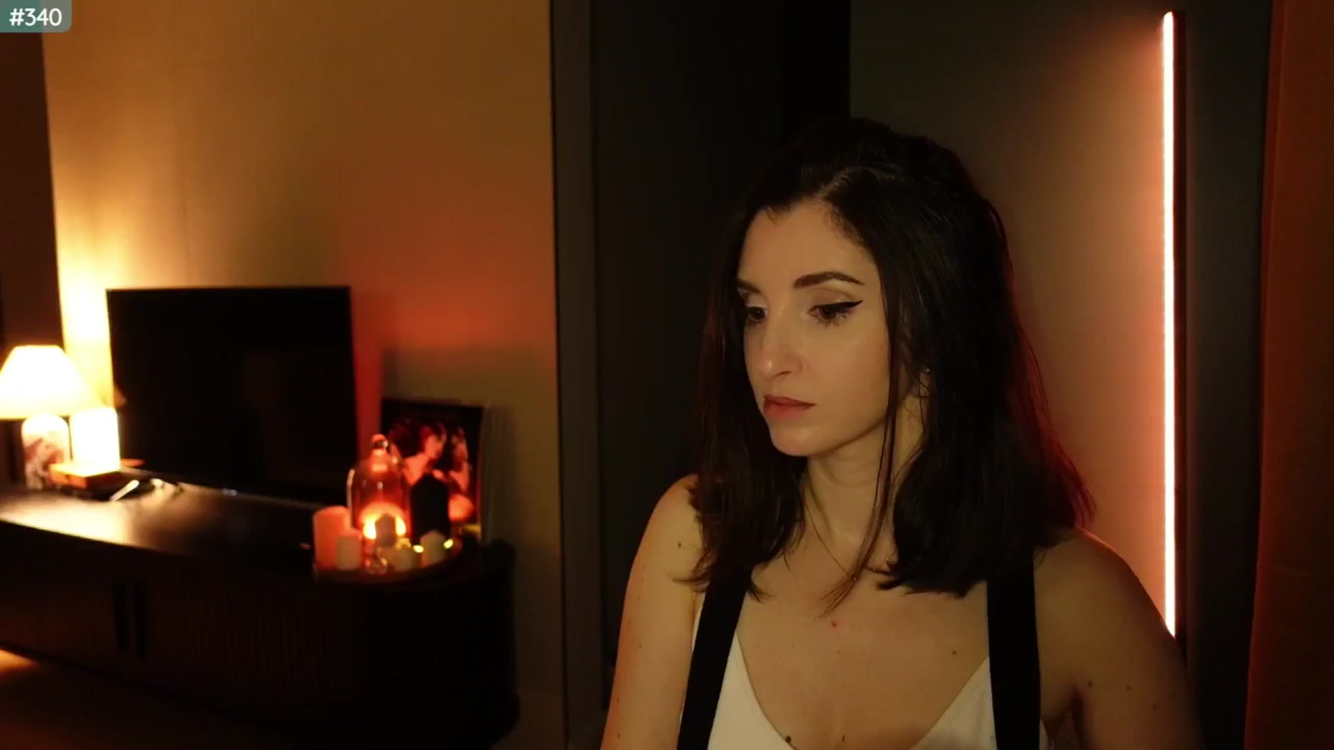 Gallery image thumbnail from Maddie's myfreecams stream on, 11/21/2024, 02:13 image 12 of 20