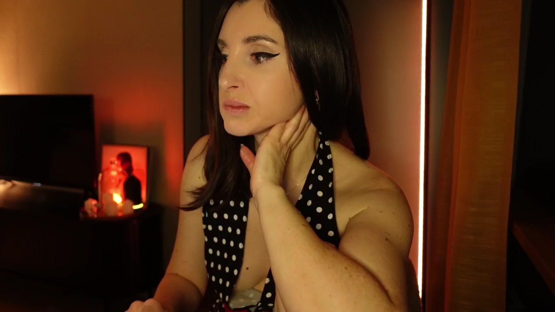 Gallery image thumbnail from Maddie's myfreecams stream on, 11/30/2024, 02:58 image 13 of 20
