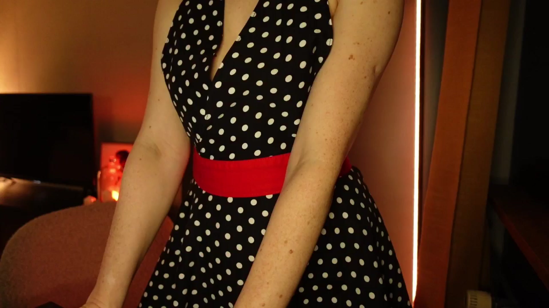 Gallery image thumbnail from Maddie's myfreecams stream on, 11/30/2024, 02:58 image 7 of 20