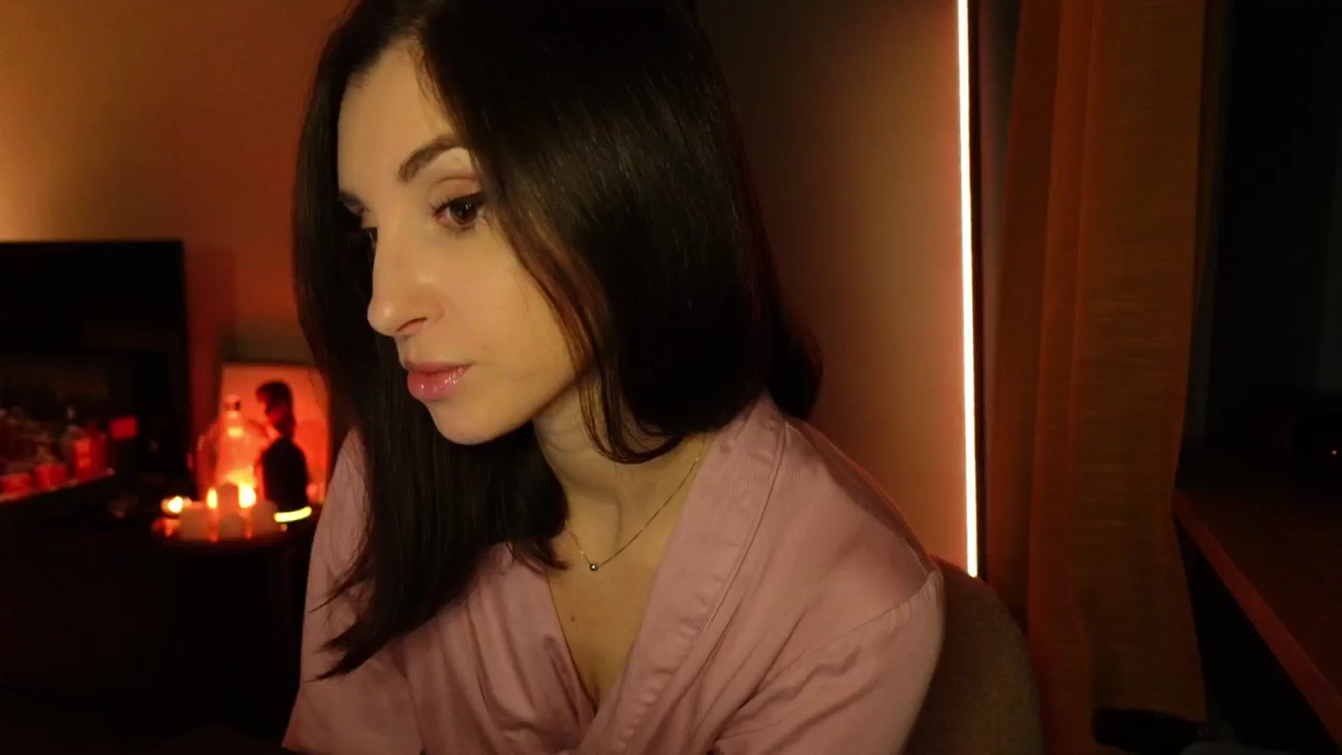 Gallery image thumbnail from Maddie's myfreecams stream on, 12/02/2024, 02:27 image 14 of 20