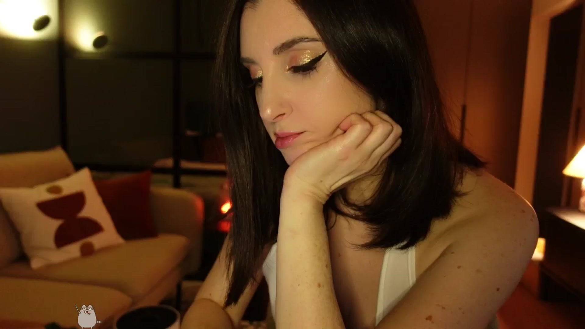 Gallery image thumbnail from Maddie's myfreecams stream on, 12/07/2024, 01:28 image 1 of 20