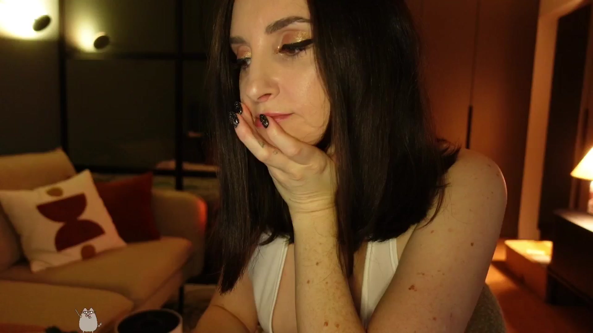 Gallery image thumbnail from Maddie's myfreecams stream on, 12/07/2024, 01:28 image 6 of 20