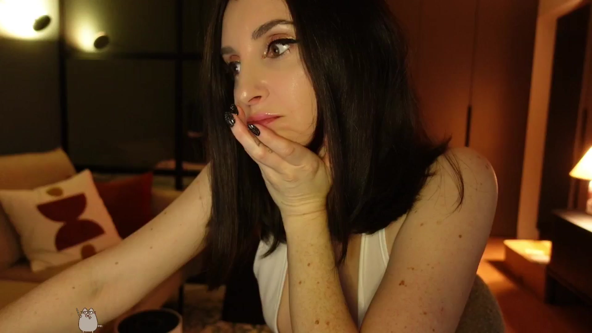 Gallery image thumbnail from Maddie's myfreecams stream on, 12/07/2024, 01:28 image 5 of 20