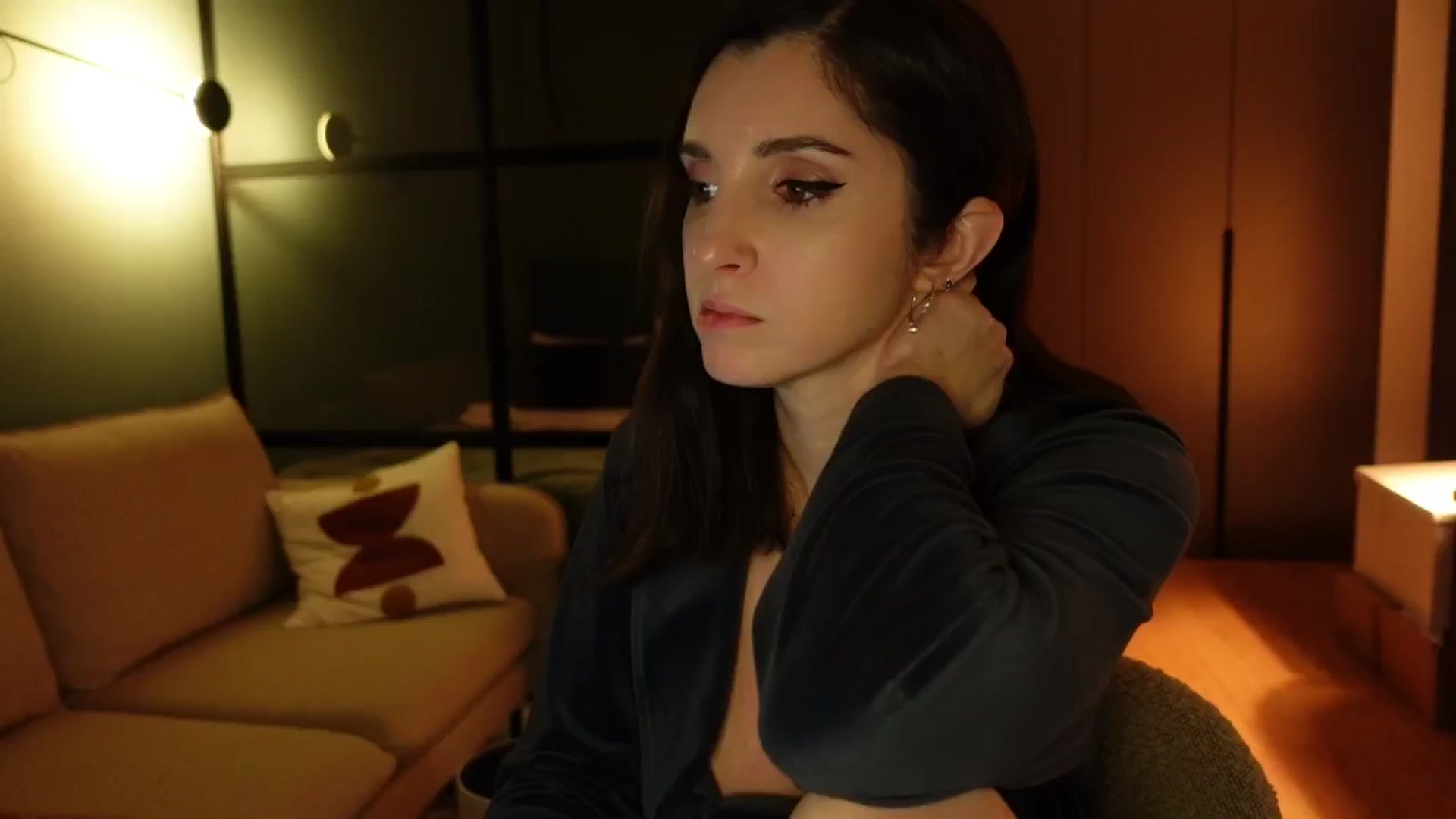 Gallery image thumbnail from Maddie's myfreecams stream on, 12/09/2024, 03:58 image 4 of 20