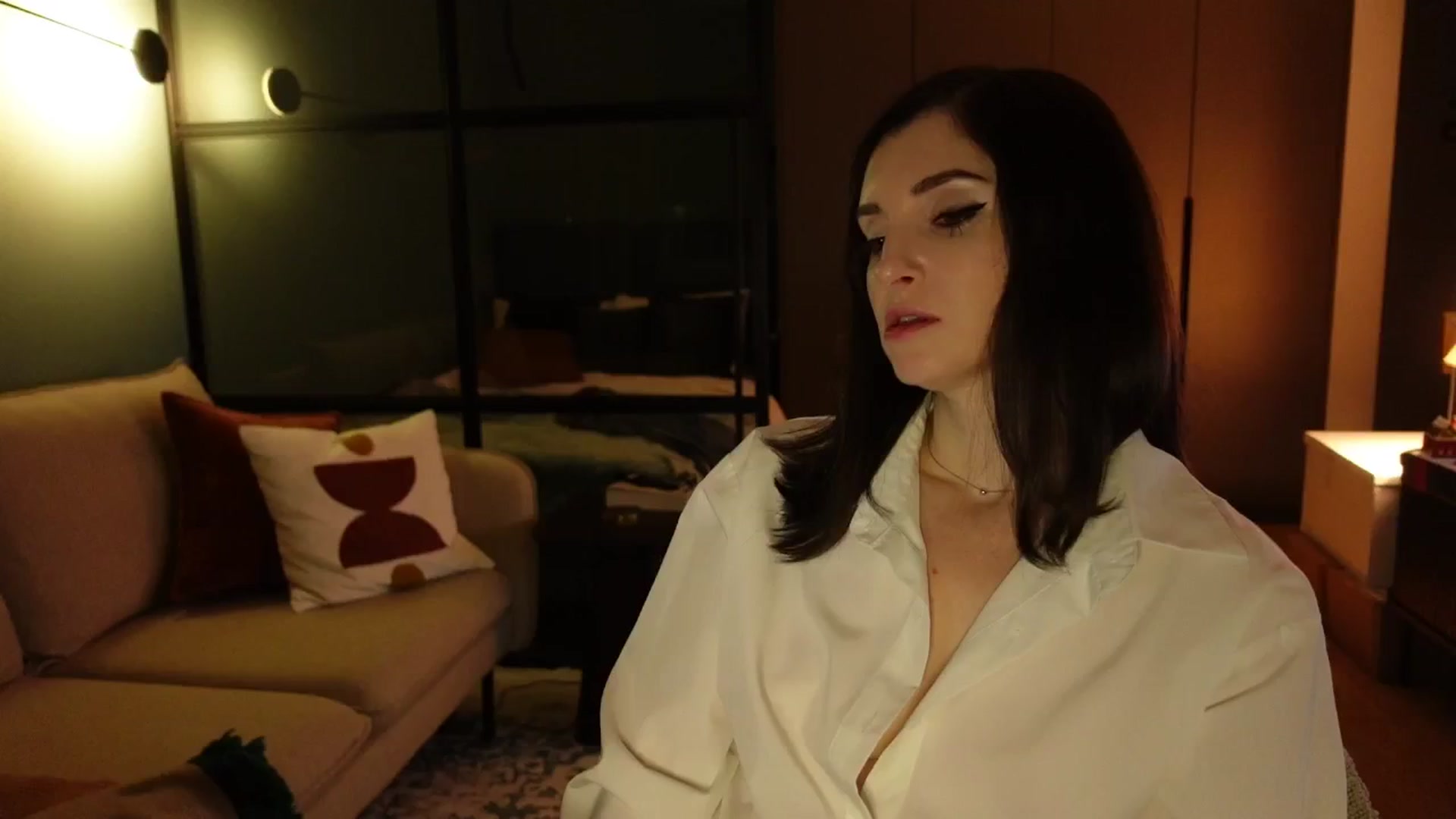 Gallery image thumbnail from Maddie's myfreecams stream on, 12/10/2024, 01:47 image 3 of 20
