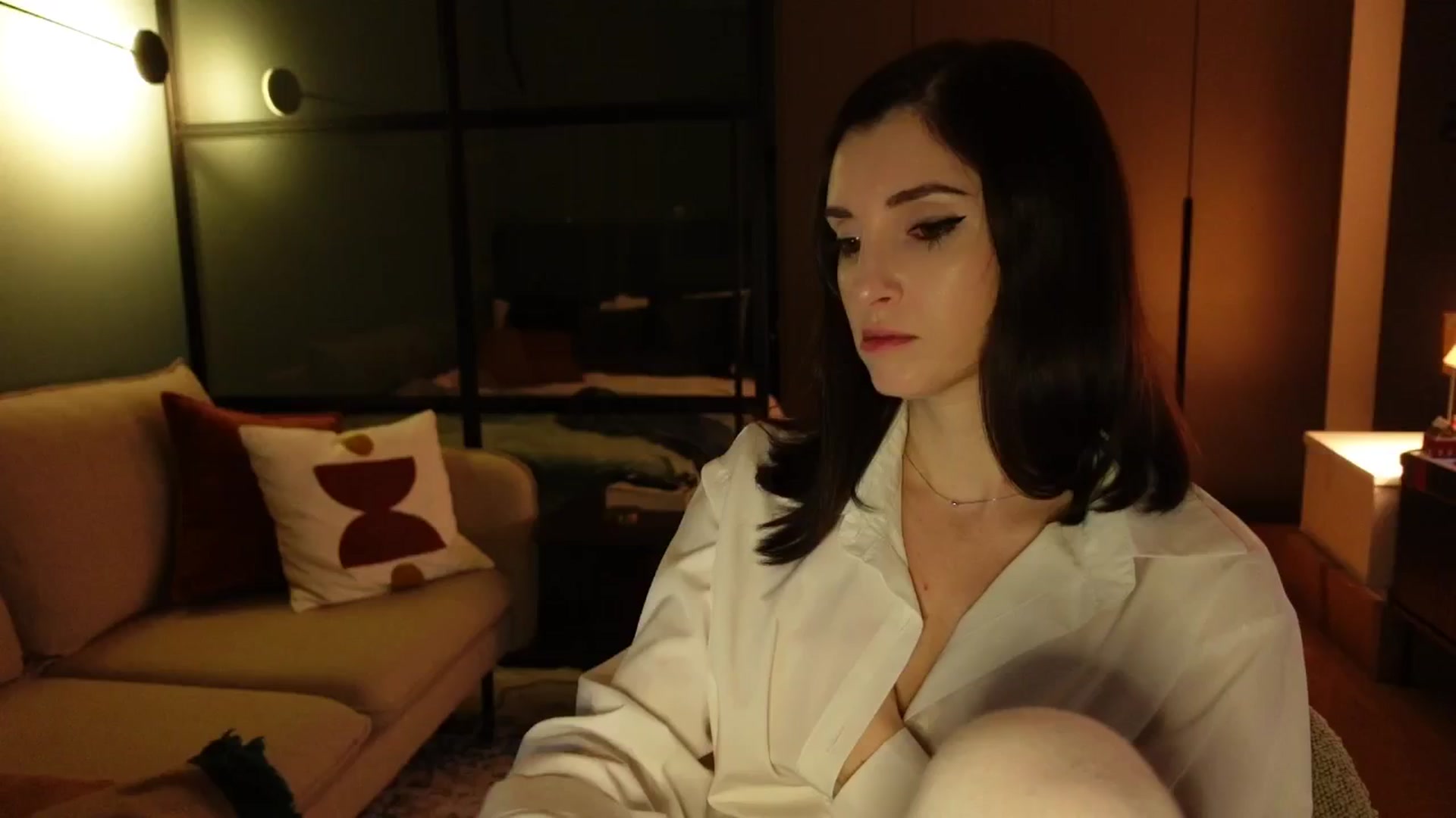 Gallery image thumbnail from Maddie's myfreecams stream on, 12/10/2024, 01:47 image 2 of 20