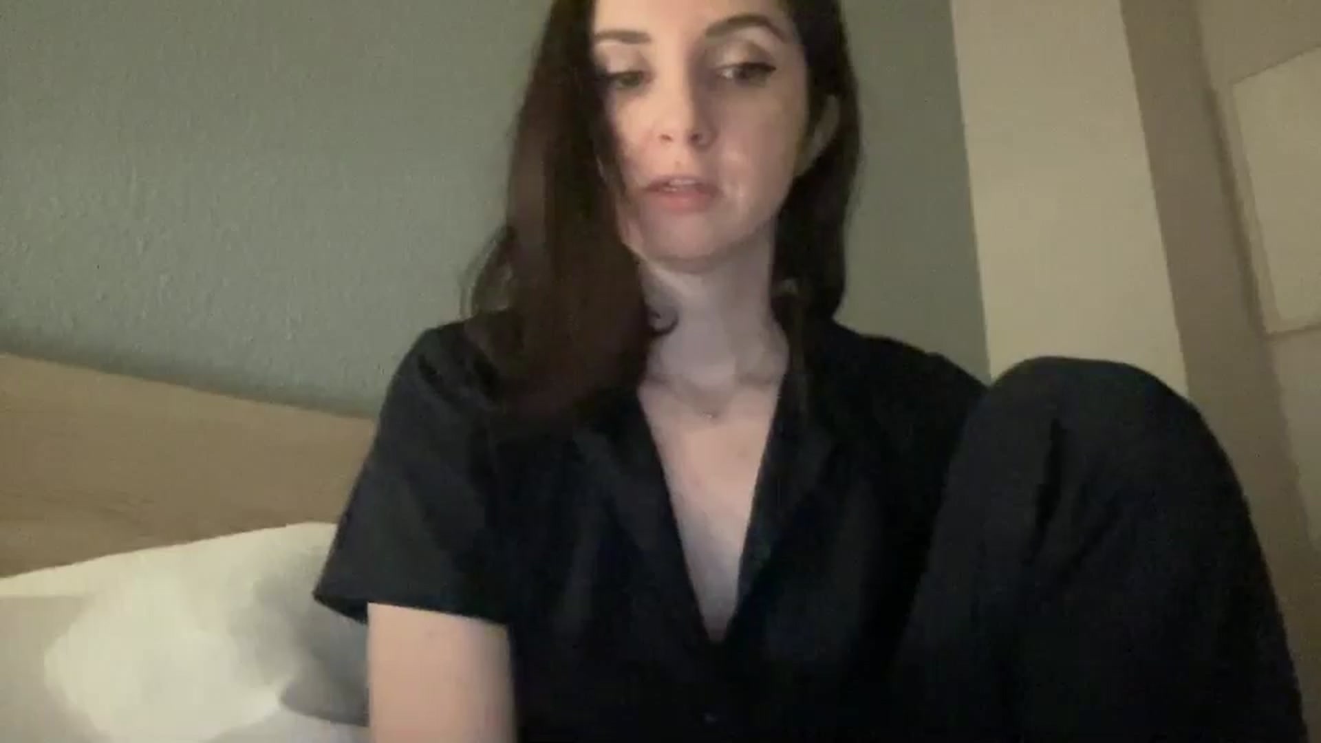 Gallery image thumbnail from Maddie's myfreecams stream on, 12/14/2024, 01:04 image 5 of 20