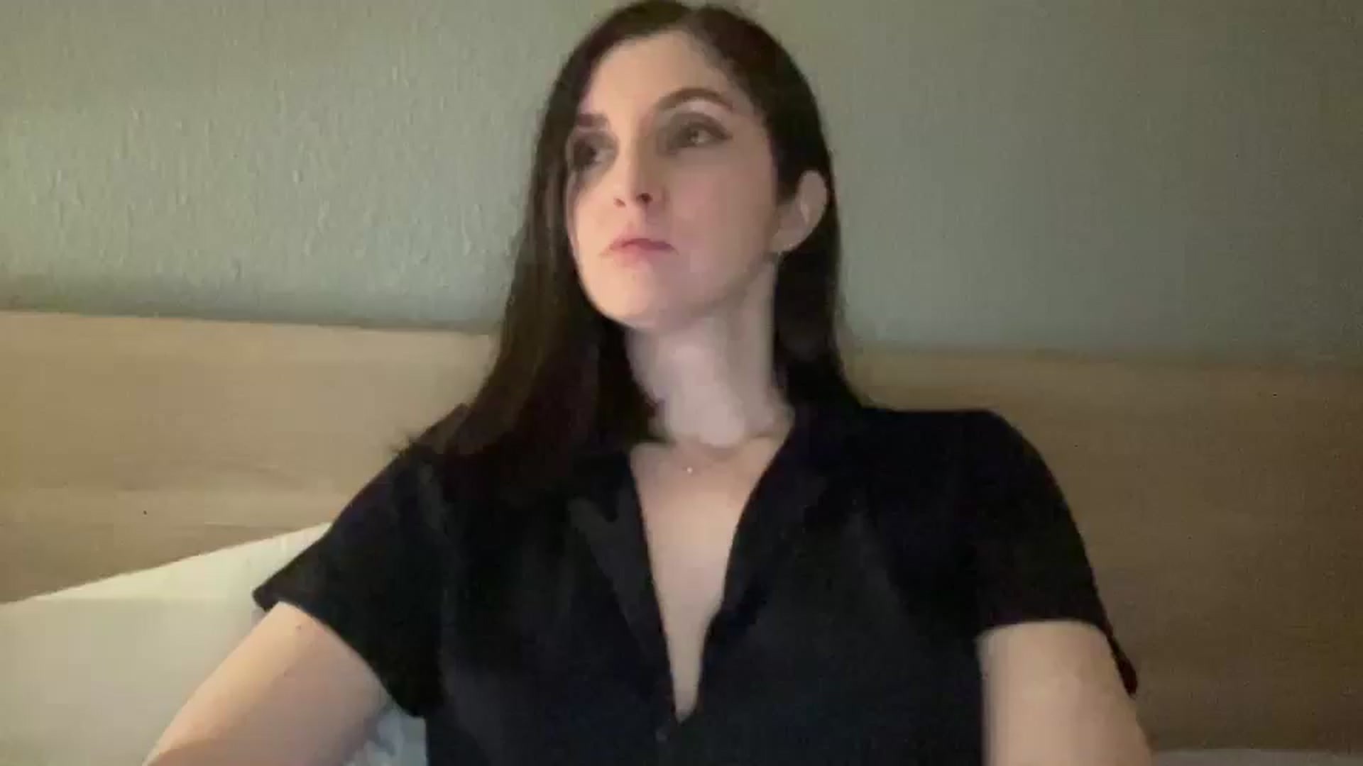 Gallery image thumbnail from Maddie's myfreecams stream on, 12/14/2024, 01:04 image 8 of 20