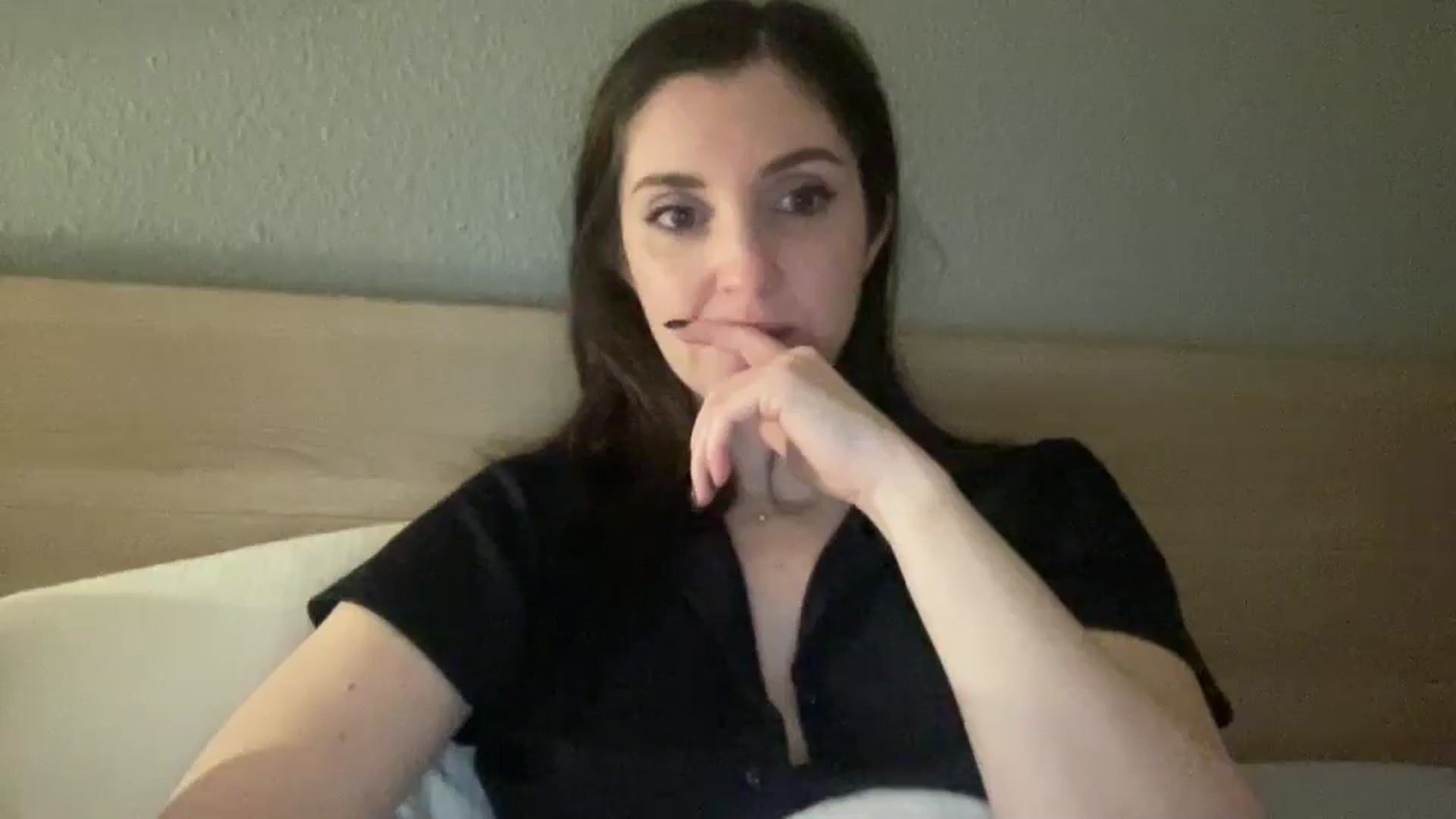 Gallery image thumbnail from Maddie's myfreecams stream on, 12/14/2024, 01:04 image 20 of 20
