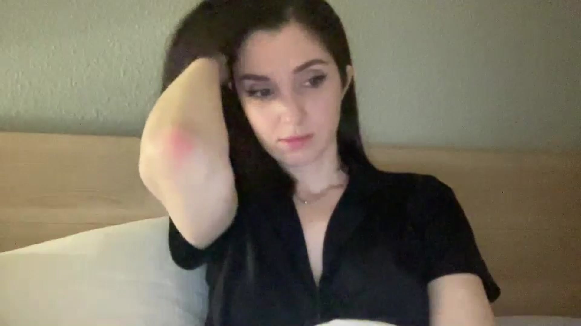 Gallery image thumbnail from Maddie's myfreecams stream on, 12/14/2024, 01:04 image 10 of 20