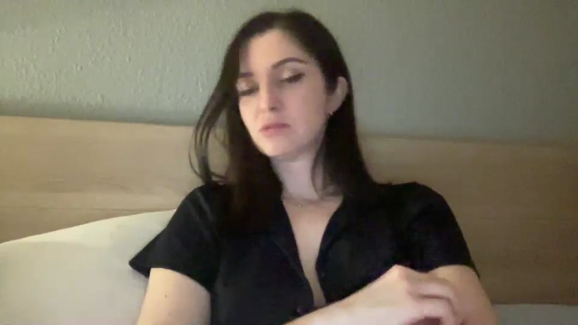 Gallery image thumbnail from Maddie's myfreecams stream on, 12/14/2024, 01:04 image 18 of 20