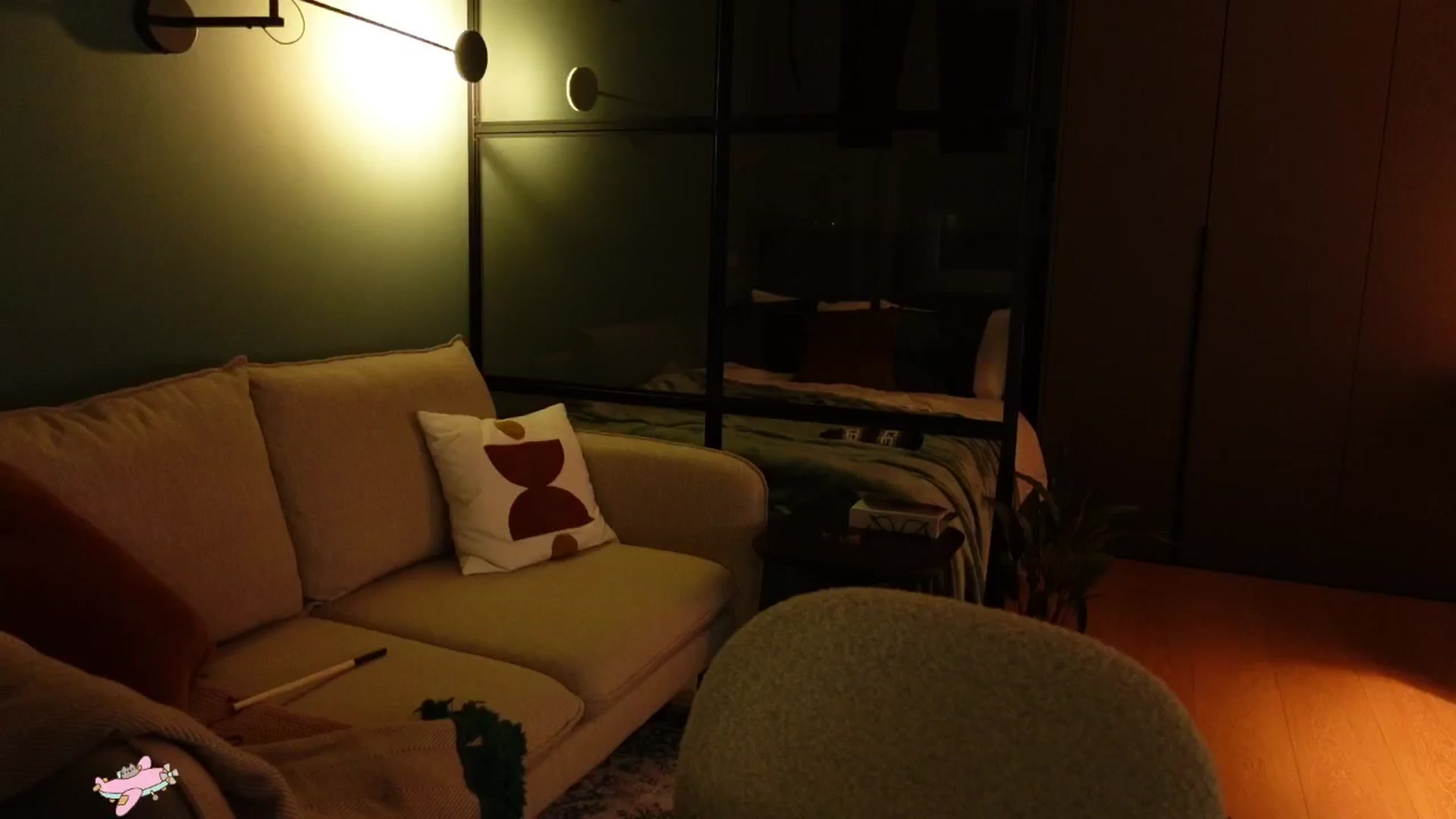 Gallery image thumbnail from Maddie's myfreecams stream on, 12/17/2024, 01:52 image 14 of 20