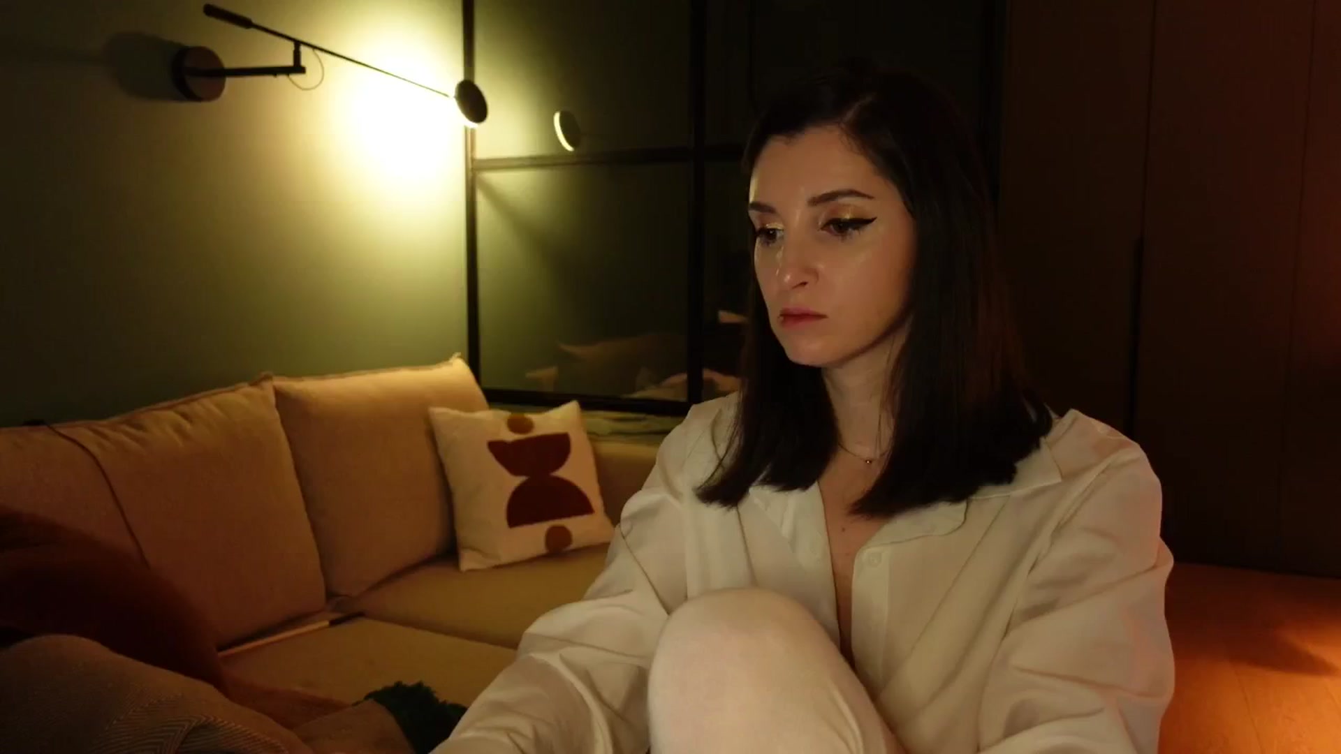 Gallery image thumbnail from Maddie's myfreecams stream on, 12/19/2024, 01:36 image 12 of 20