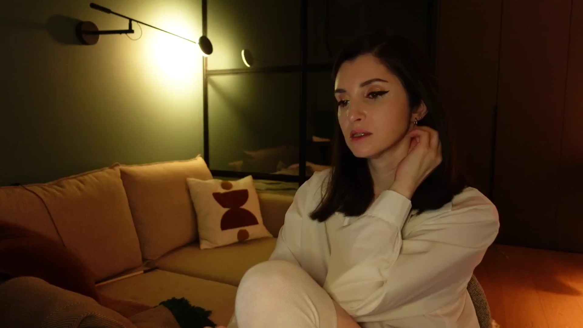 Gallery image thumbnail from Maddie's myfreecams stream on, 12/19/2024, 01:36 image 13 of 20