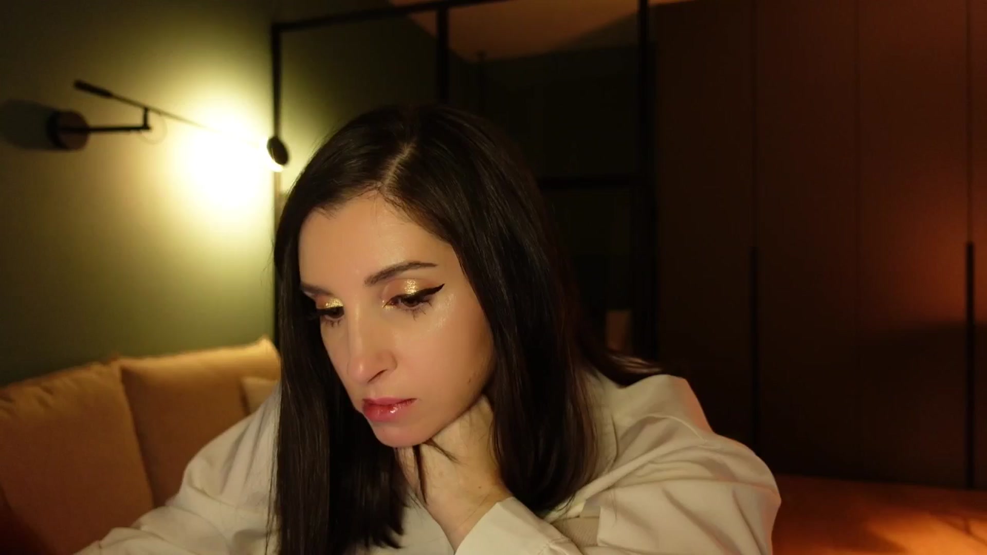 Gallery image thumbnail from Maddie's myfreecams stream on, 12/19/2024, 02:13 image 18 of 20