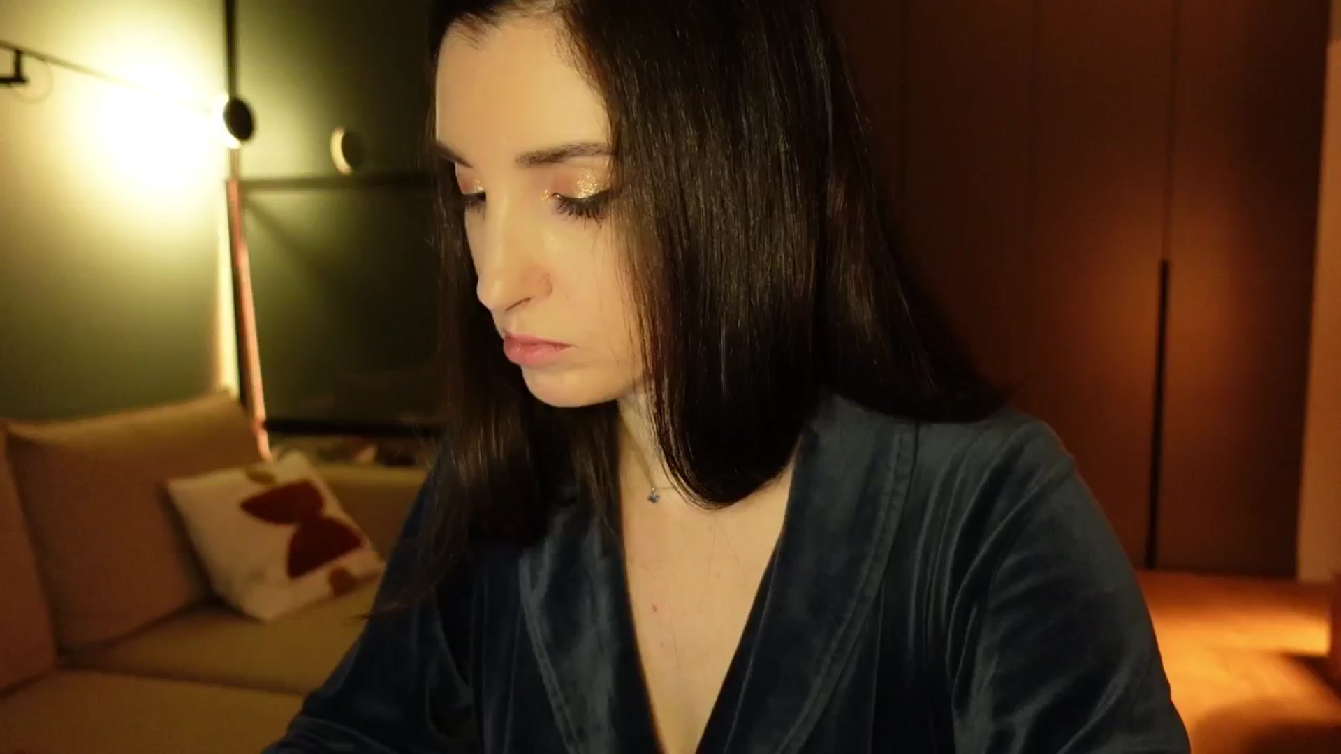 Gallery image thumbnail from Maddie's myfreecams stream on, 01/03/2025, 23:35 image 13 of 20