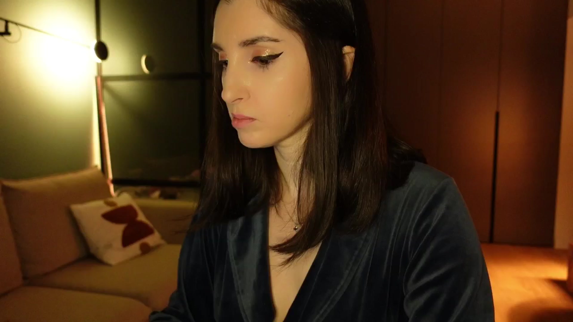 Gallery image thumbnail from Maddie's myfreecams stream on, 01/03/2025, 23:35 image 15 of 20