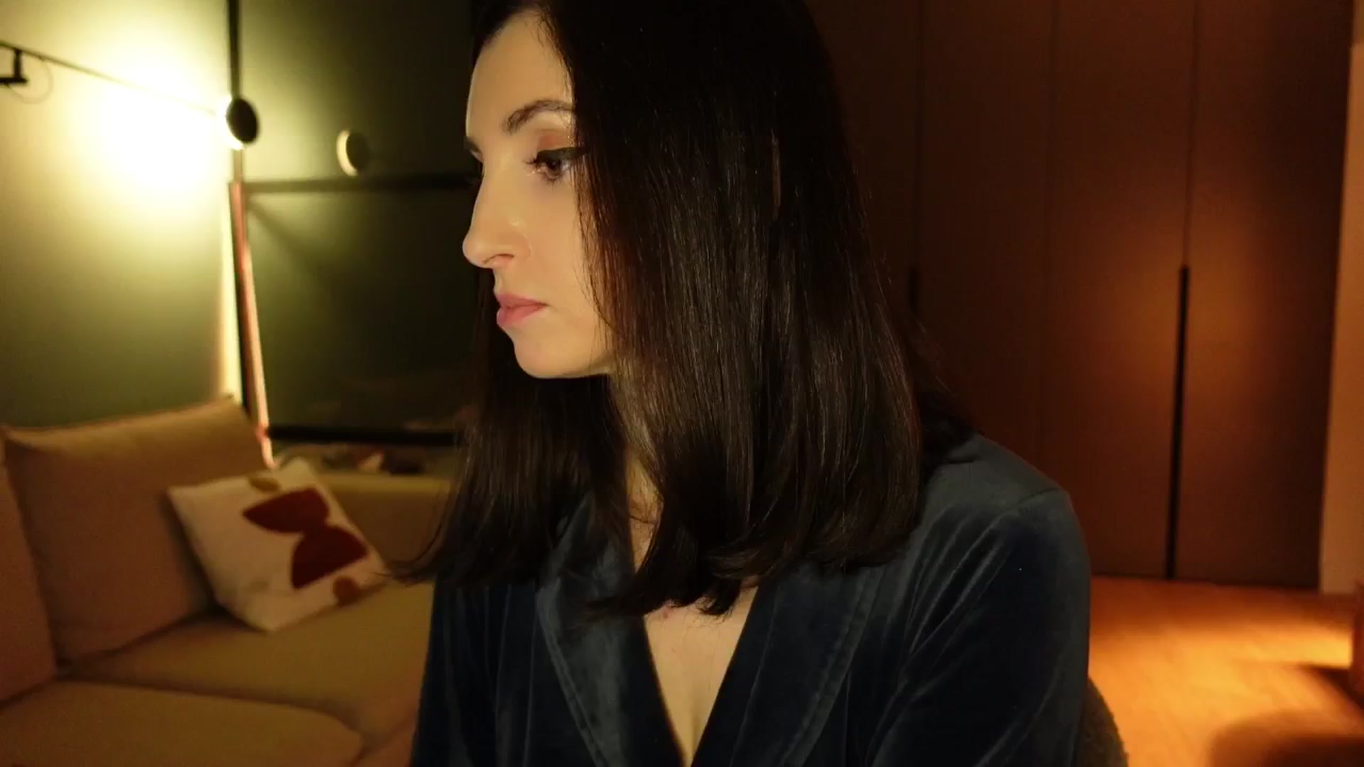 Gallery image thumbnail from Maddie's myfreecams stream on, 01/03/2025, 23:35 image 17 of 20
