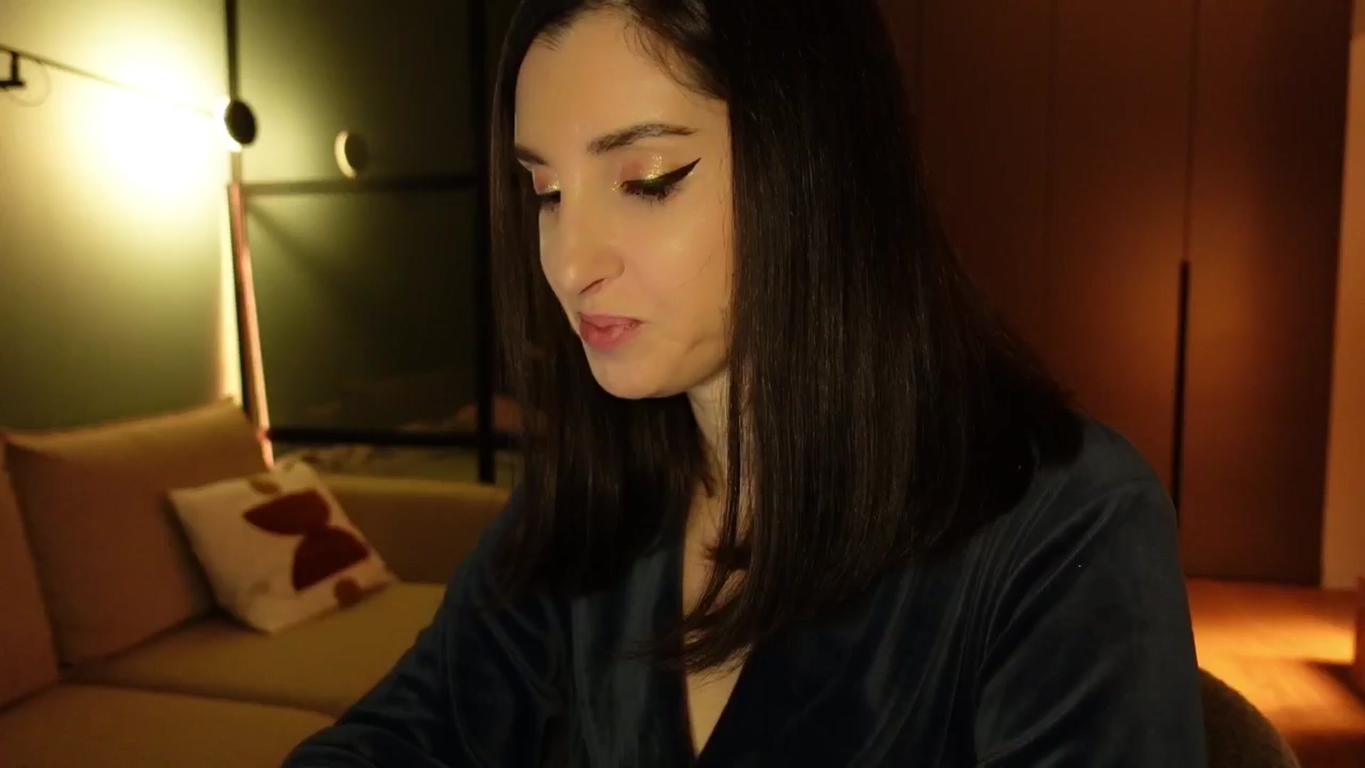 Gallery image thumbnail from Maddie's myfreecams stream on, 01/04/2025, 01:56 image 3 of 20
