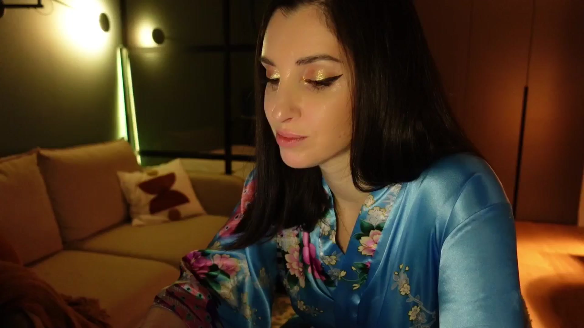 Gallery image thumbnail from Maddie's myfreecams stream on, 01/07/2025, 01:31 image 5 of 20