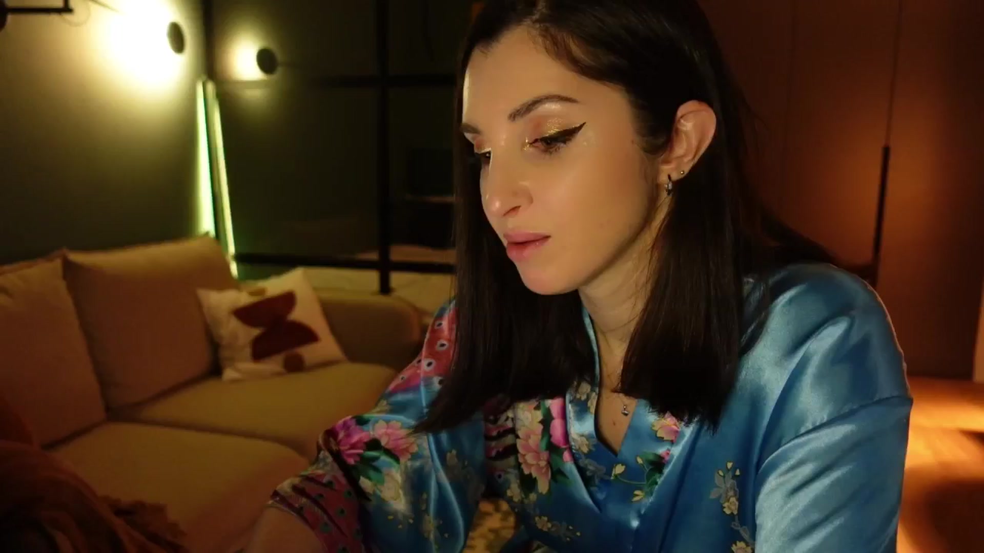 Gallery image thumbnail from Maddie's myfreecams stream on, 01/07/2025, 01:31 image 20 of 20