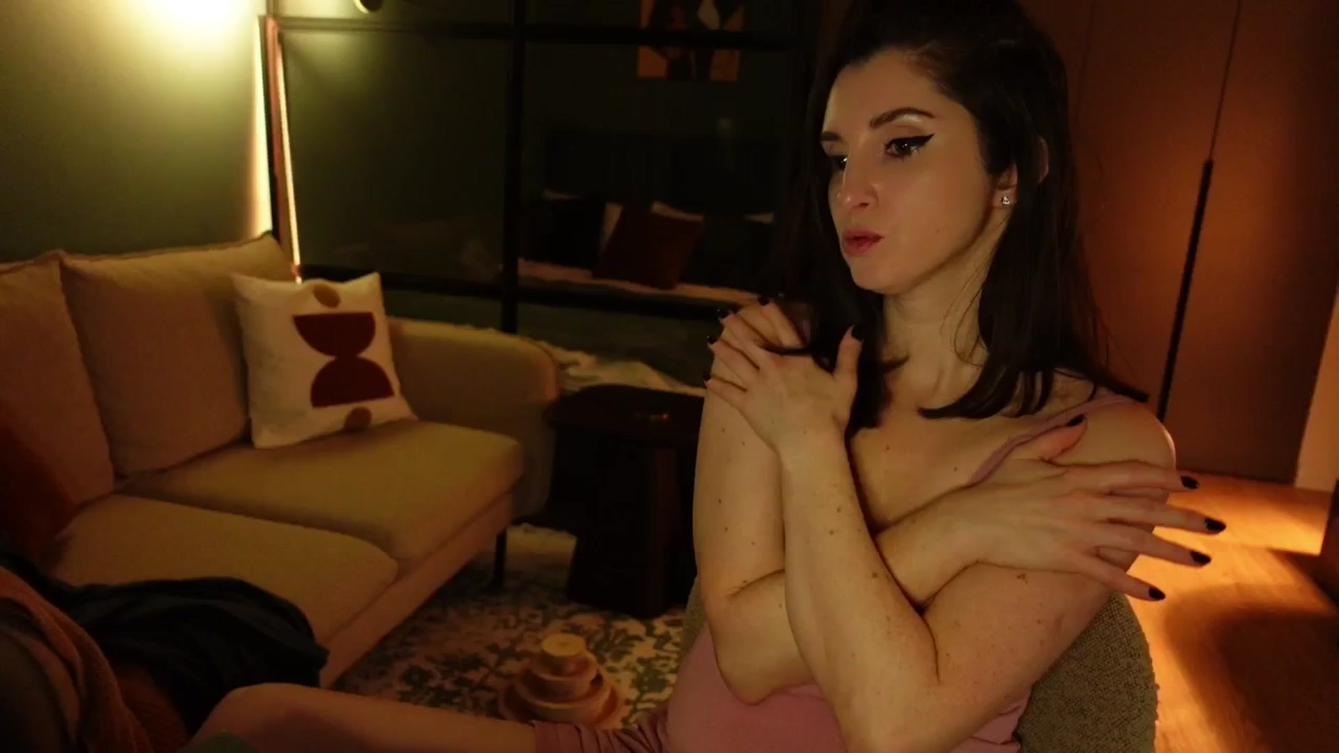 Gallery image thumbnail from Maddie's myfreecams stream on, 01/09/2025, 01:31 image 15 of 20