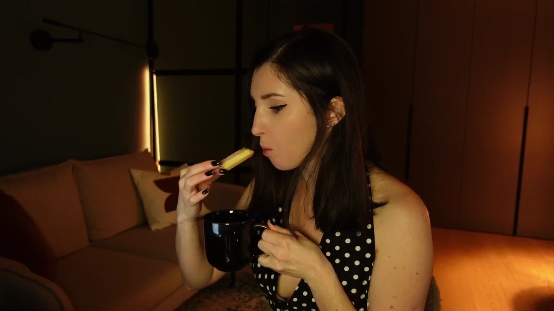 Gallery image thumbnail from Maddie's myfreecams stream on, 01/10/2025, 16:09 image 8 of 20