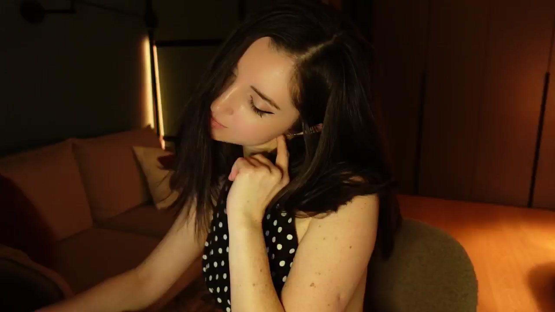 Gallery image thumbnail from Maddie's myfreecams stream on, 01/10/2025, 18:04 image 16 of 20