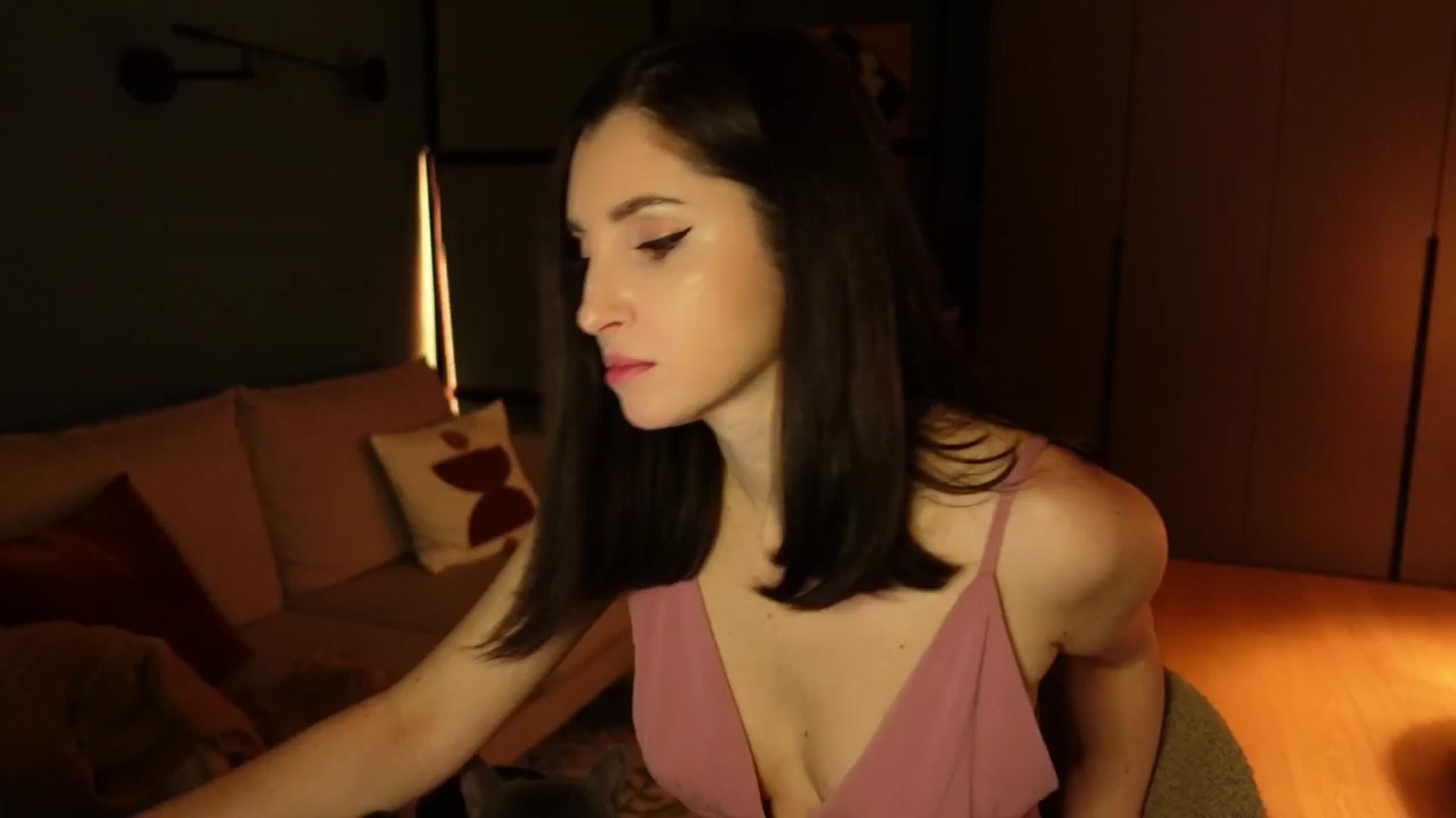 Gallery image thumbnail from Maddie's myfreecams stream on, 01/13/2025, 17:31 image 10 of 20