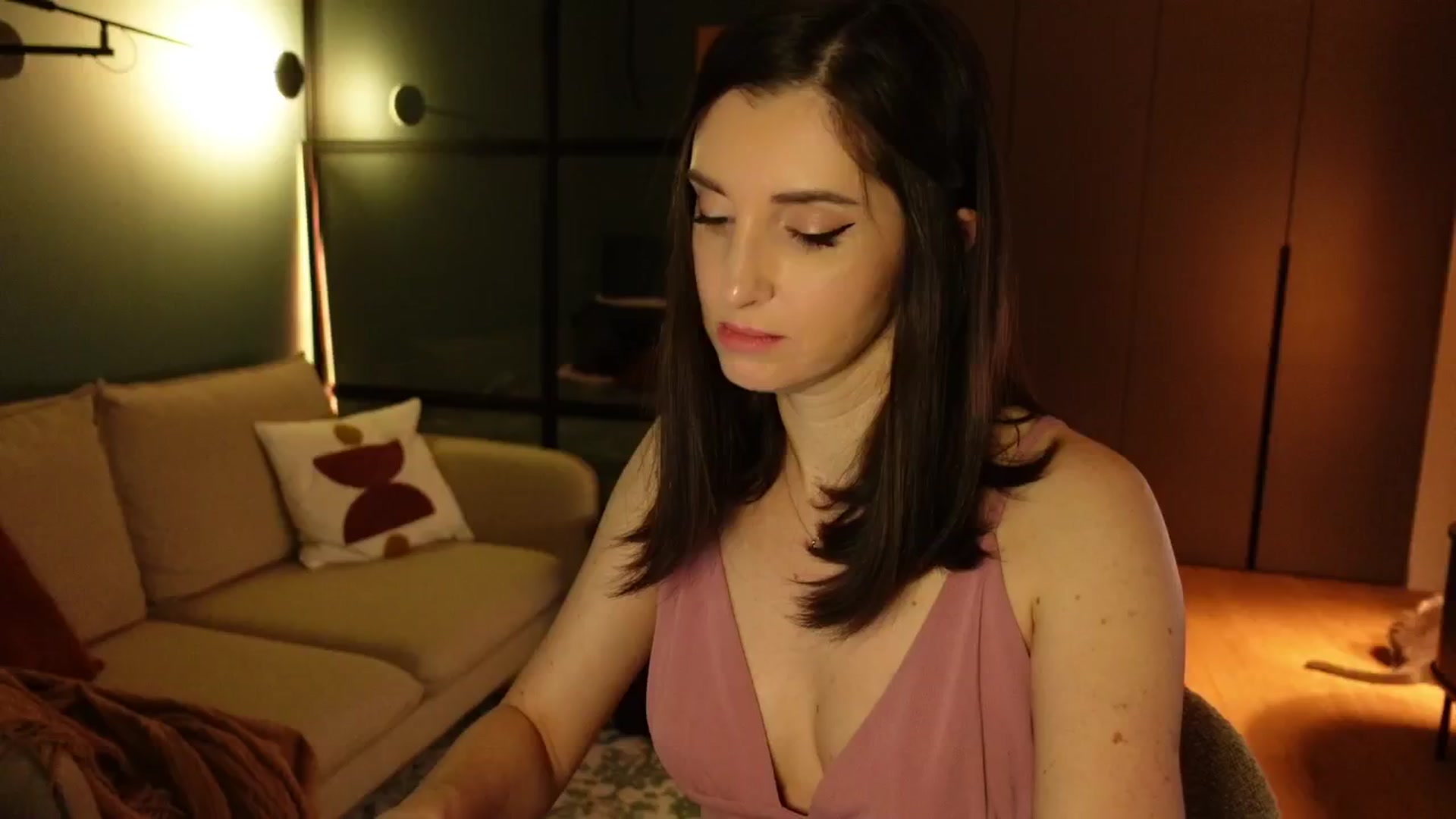 Gallery image thumbnail from Maddie's myfreecams stream on, 01/13/2025, 23:26 image 13 of 20