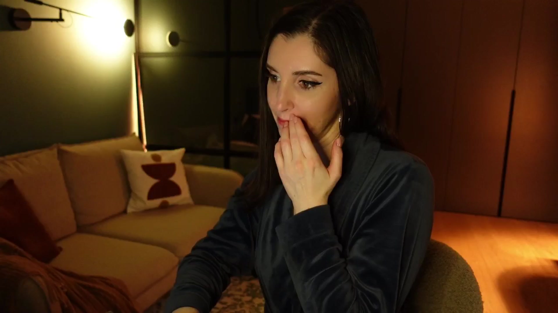 Gallery image thumbnail from Maddie's myfreecams stream on, 01/15/2025, 24:44 image 12 of 20