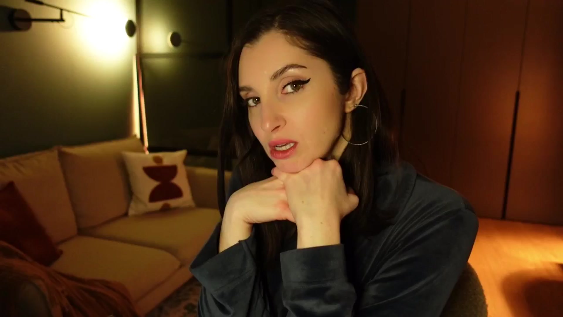 Gallery image thumbnail from Maddie's myfreecams stream on, 01/15/2025, 24:44 image 9 of 20