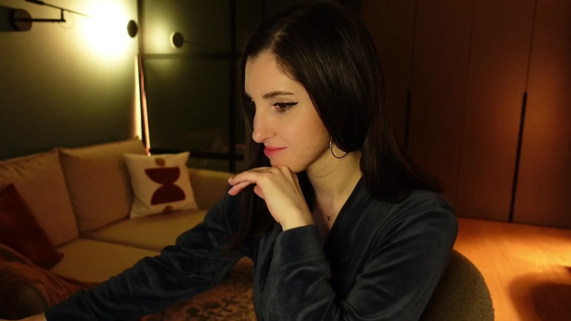 Gallery image thumbnail from Maddie's myfreecams stream on, 01/15/2025, 24:44 image 13 of 20
