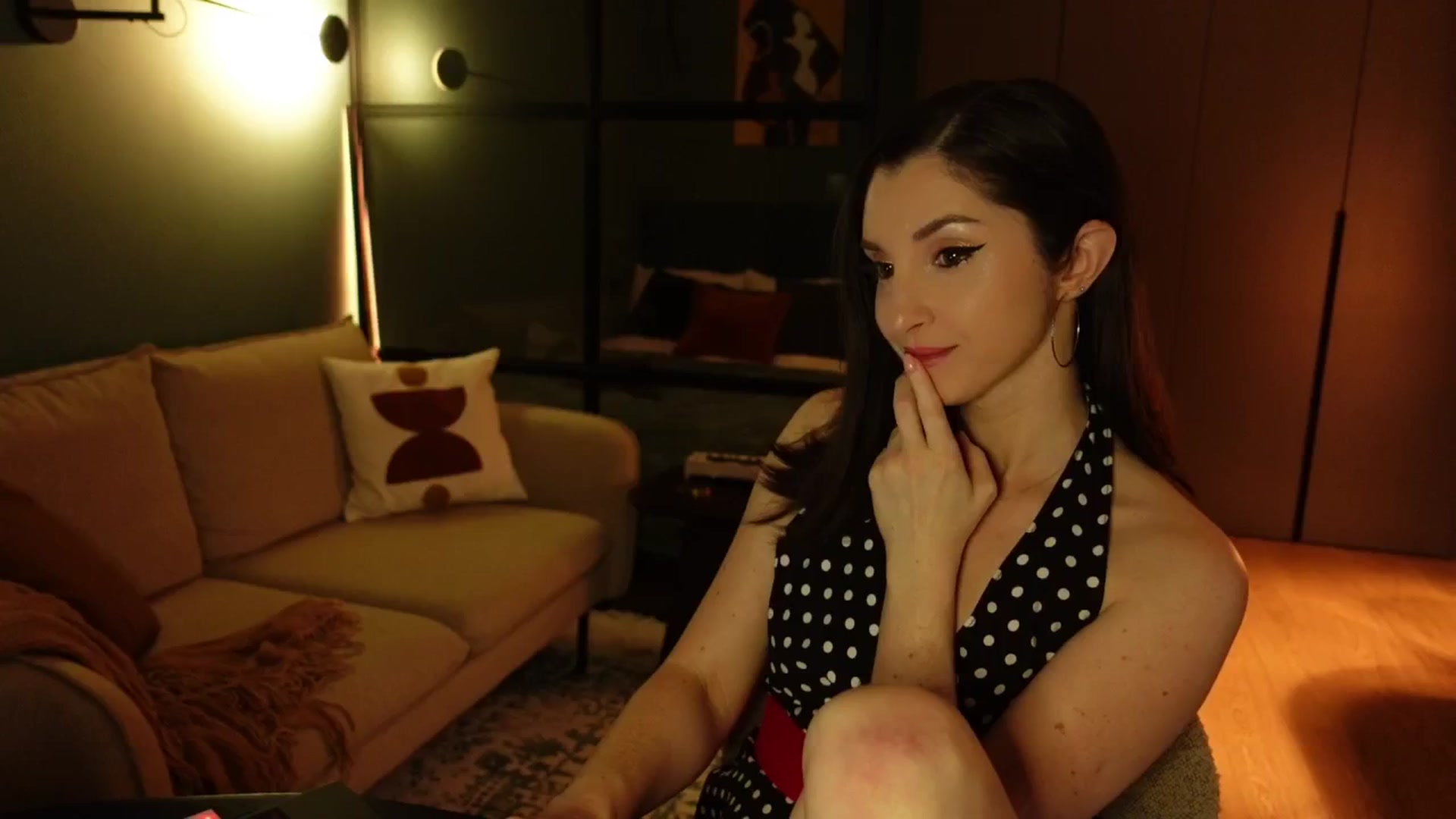 Gallery image thumbnail from Maddie's myfreecams stream on, 01/15/2025, 19:29 image 7 of 20