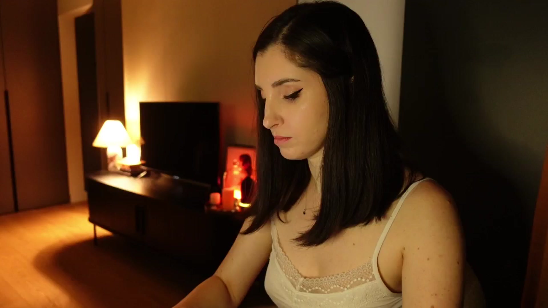 Gallery image thumbnail from Maddie's myfreecams stream on, 01/25/2025, 18:14 image 17 of 20