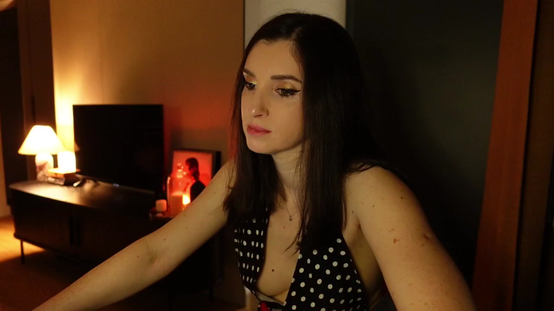 Gallery image thumbnail from Maddie's myfreecams stream on, 01/28/2025, 22:09 image 11 of 20