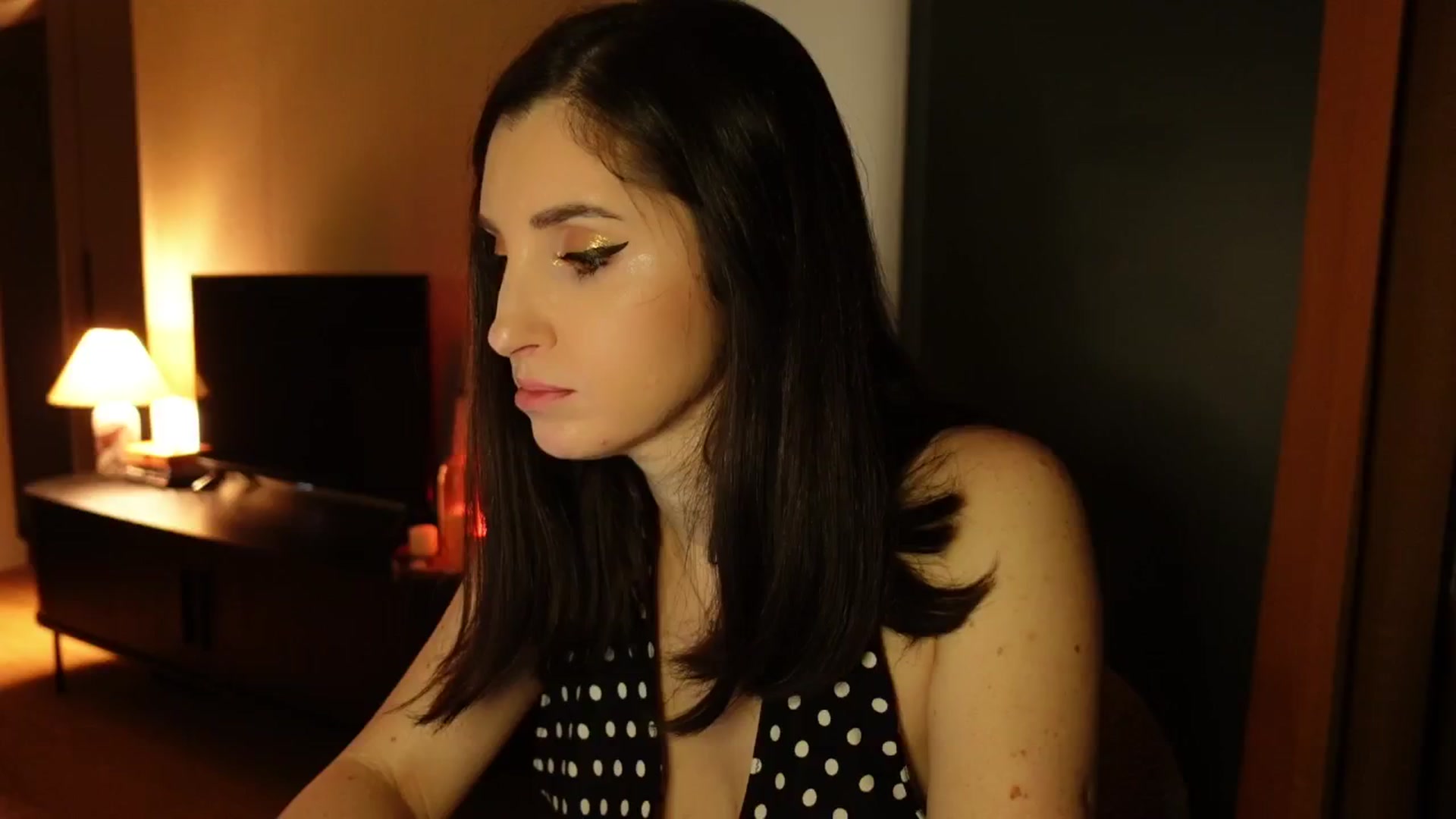 Gallery image thumbnail from Maddie's myfreecams stream on, 01/28/2025, 23:18 image 20 of 20