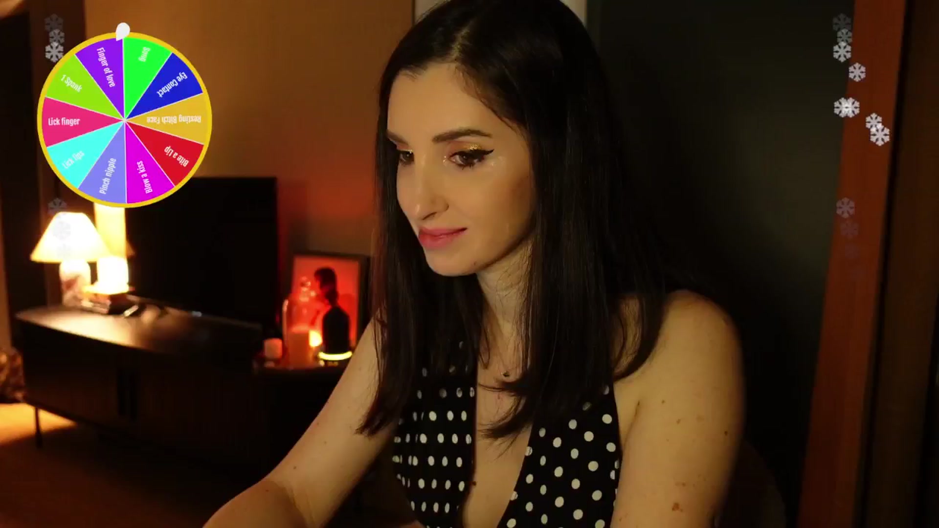 Gallery image thumbnail from Maddie's myfreecams stream on, 01/29/2025, 24:02 image 2 of 20