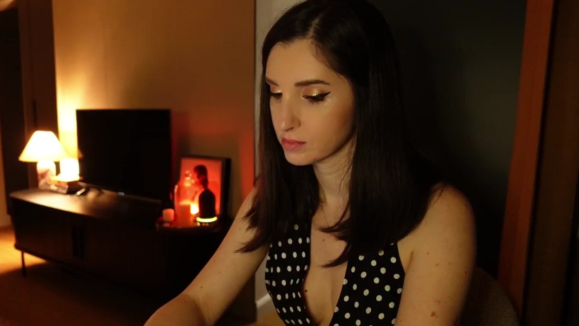 Gallery image thumbnail from Maddie's myfreecams stream on, 01/29/2025, 24:32 image 20 of 20