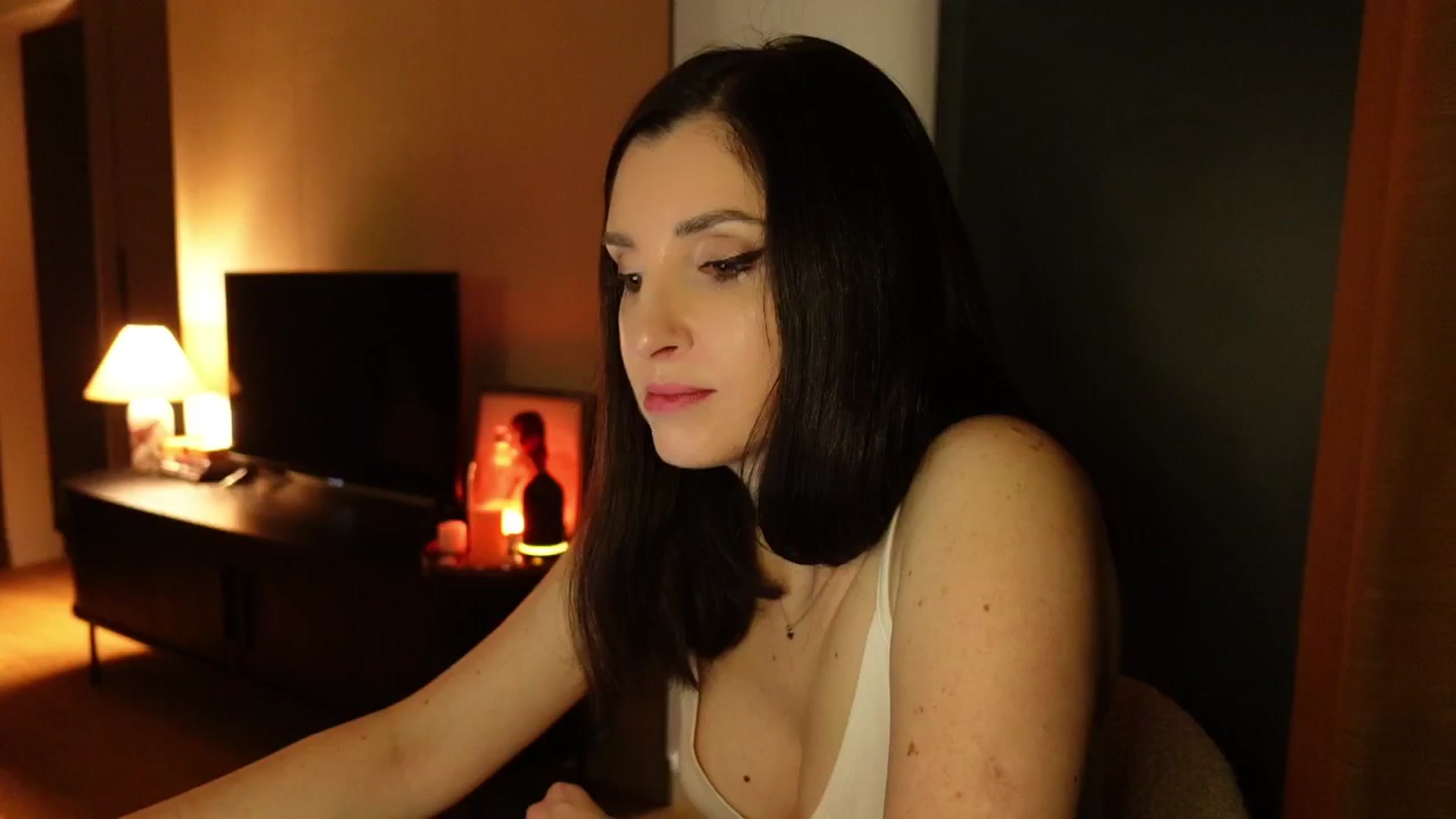 Gallery image thumbnail from Maddie's myfreecams stream on, 01/29/2025, 20:17 image 15 of 20