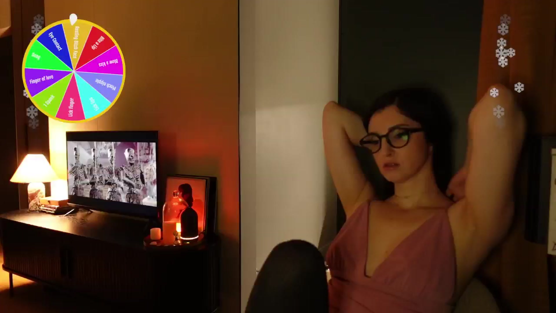 Gallery image thumbnail from Maddie's myfreecams stream on, 01/31/2025, 02:31 image 16 of 20