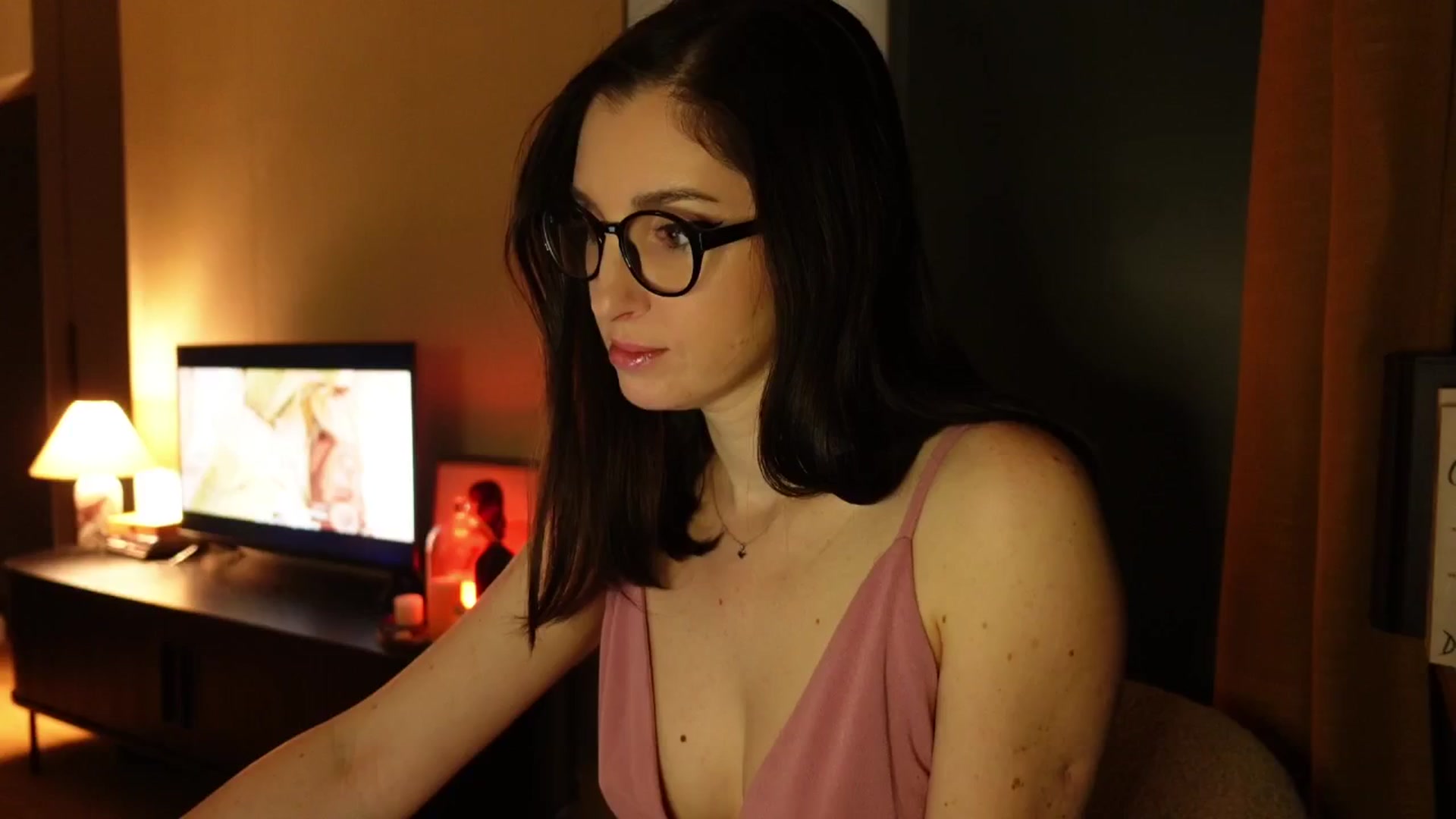 Gallery image thumbnail from Maddie's myfreecams stream on, 01/31/2025, 02:31 image 11 of 20